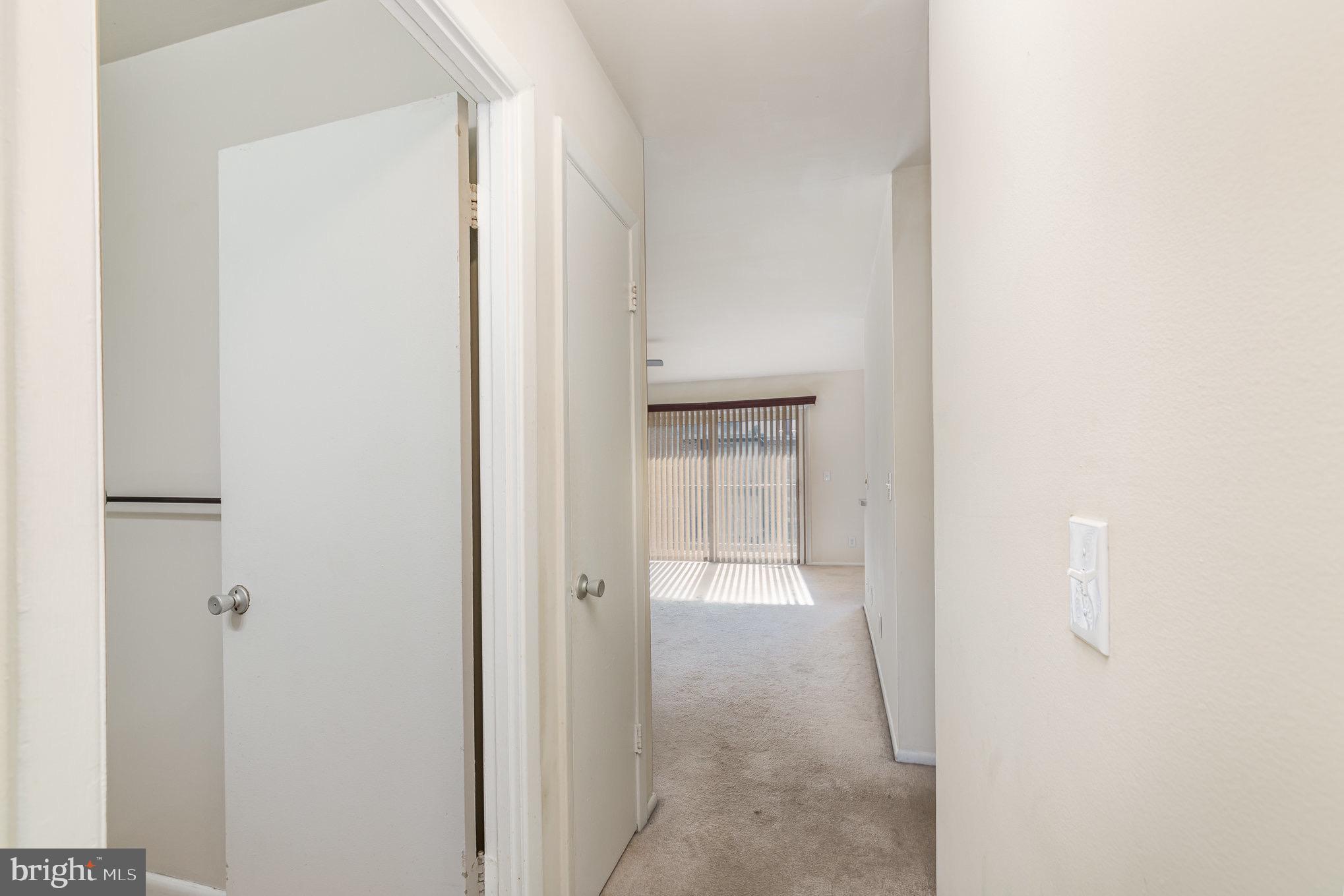 HICKORY HILLS - Residential Lease