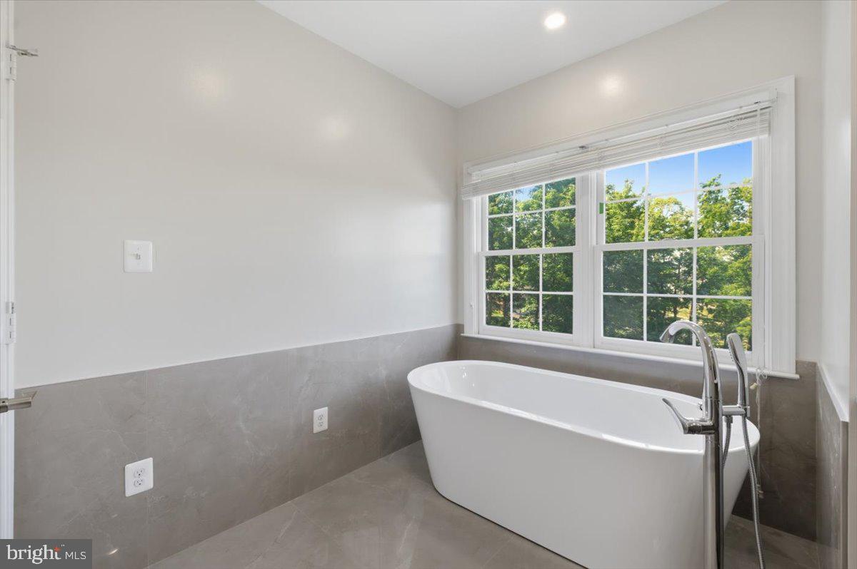 WEST OAKS II - Residential