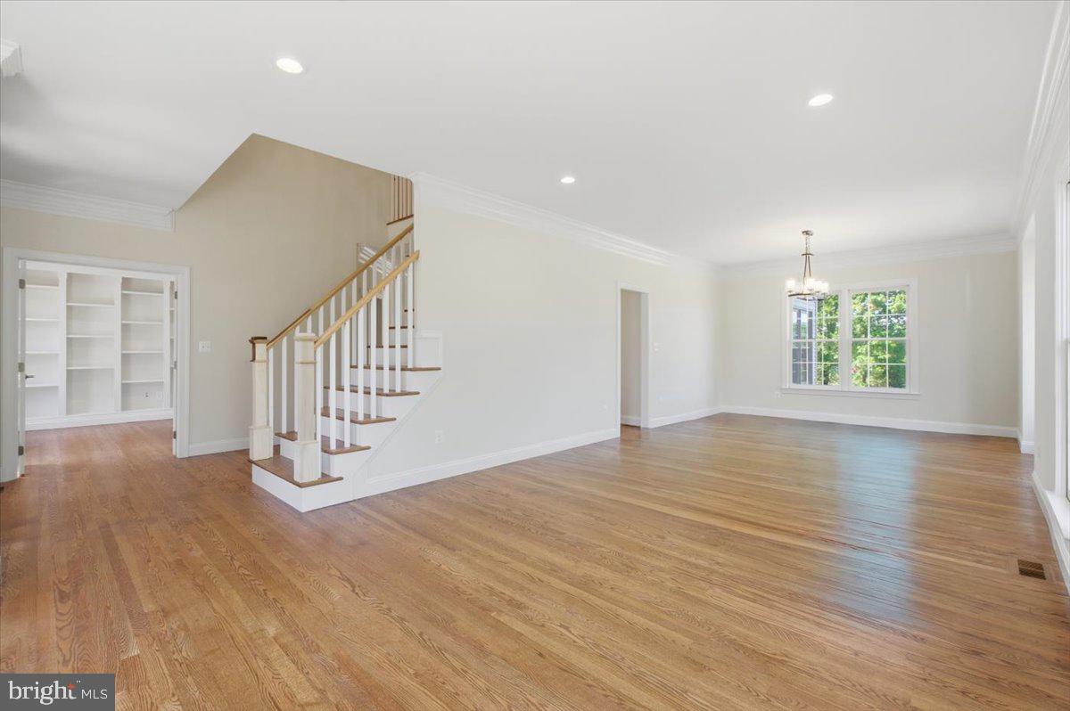 WEST OAKS II - Residential