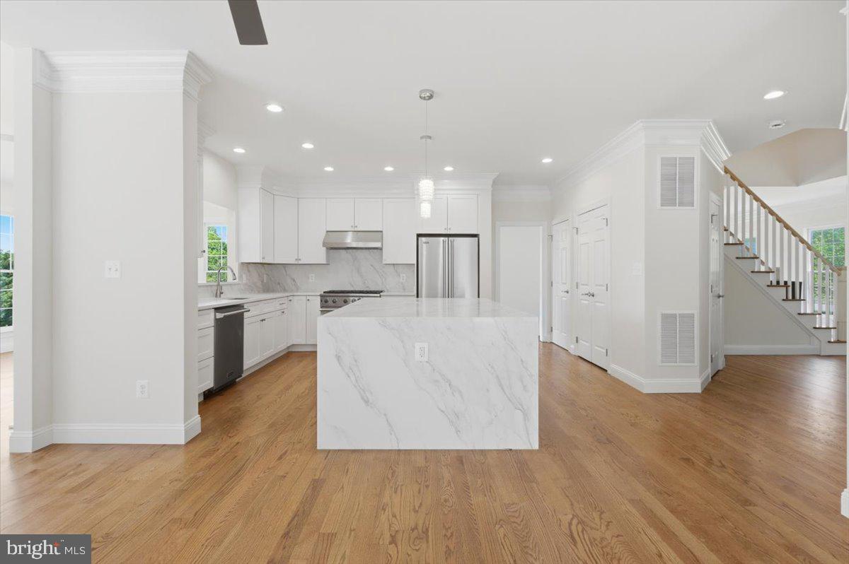 WEST OAKS II - Residential