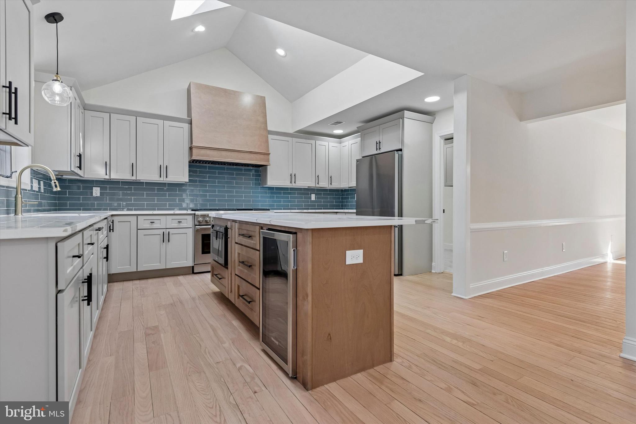 823 HAPPY CREEK LANE