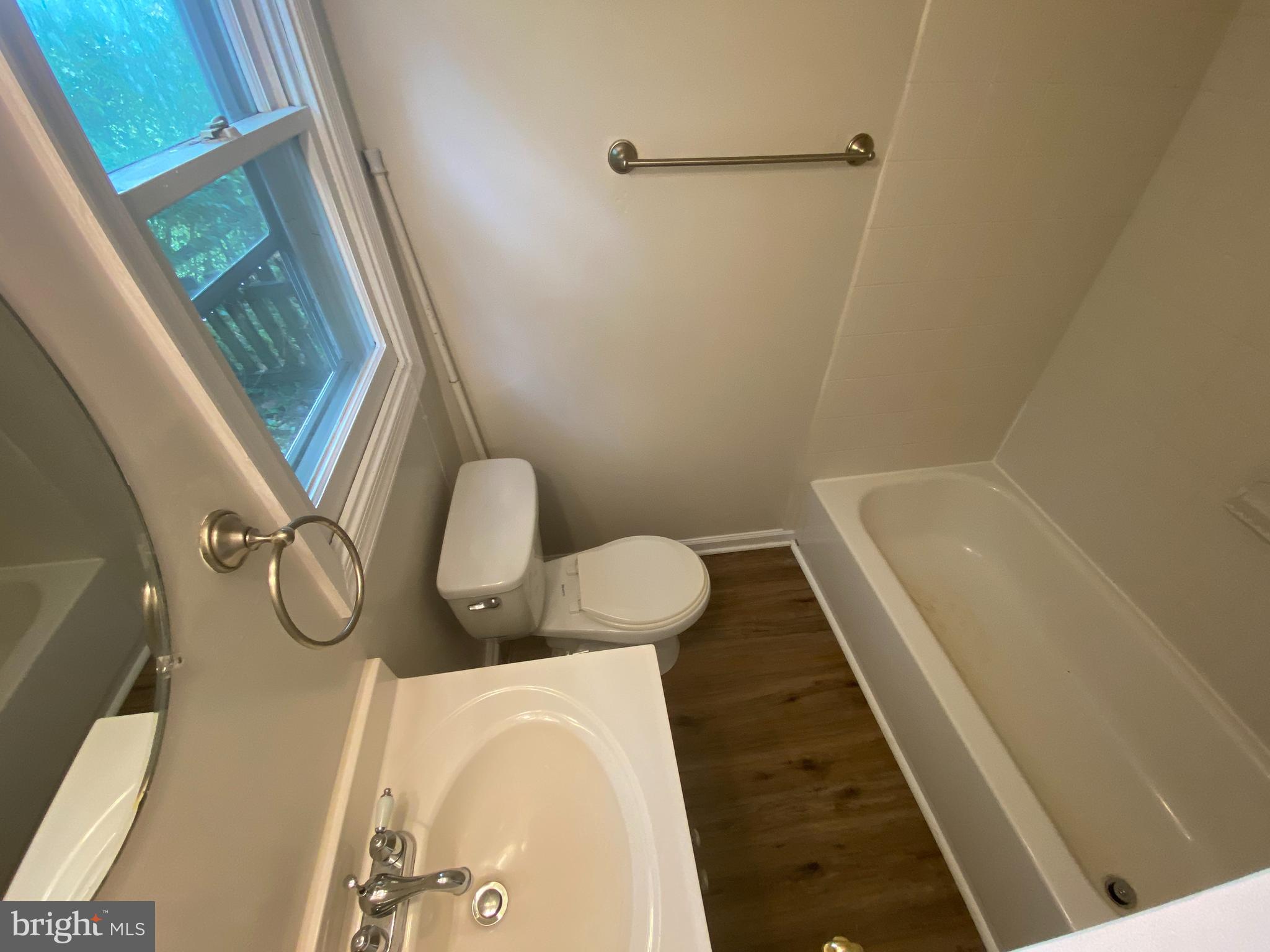 ELLA L. COX - Residential Lease