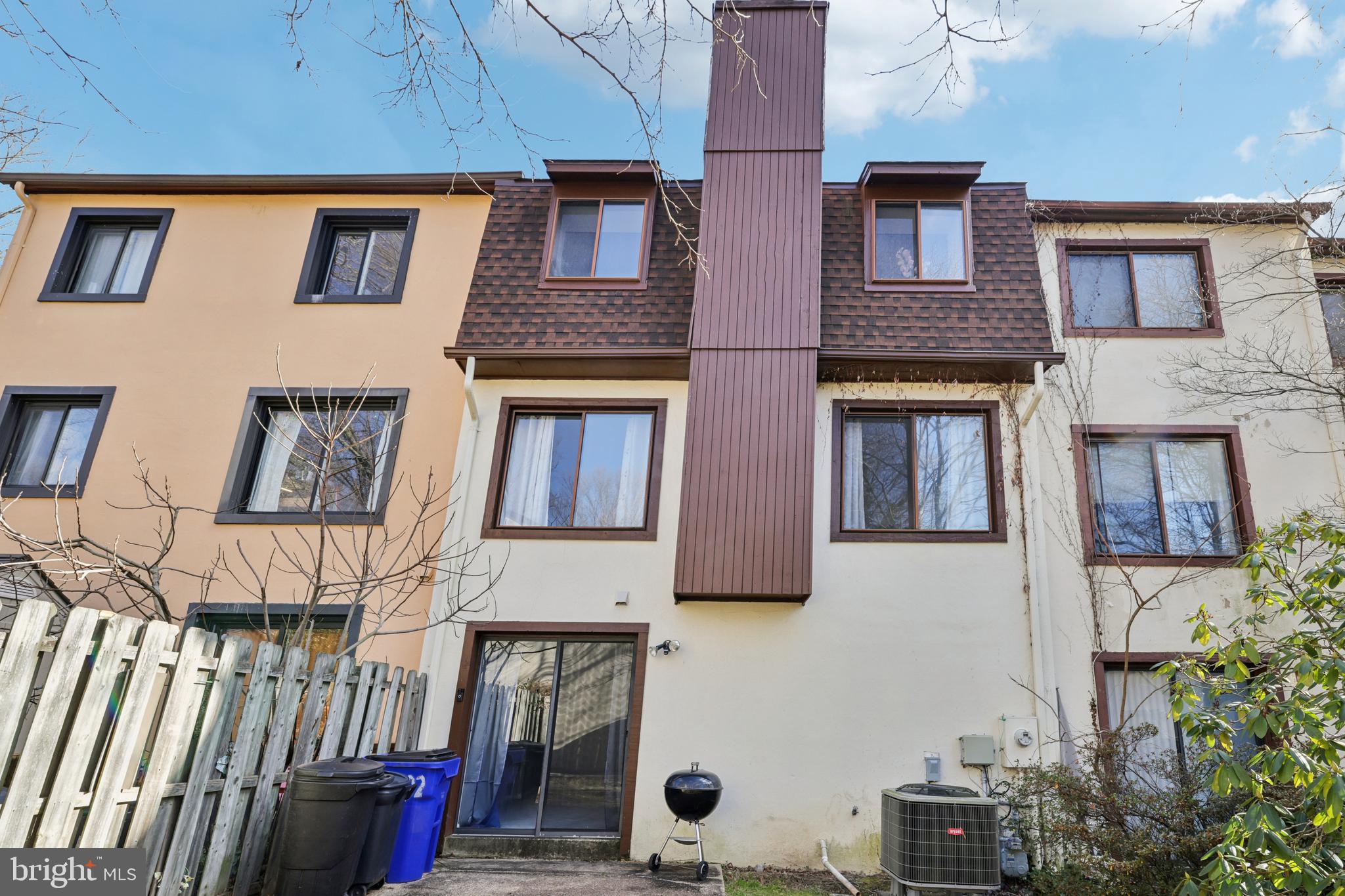 PHELPS LUCK - Residential