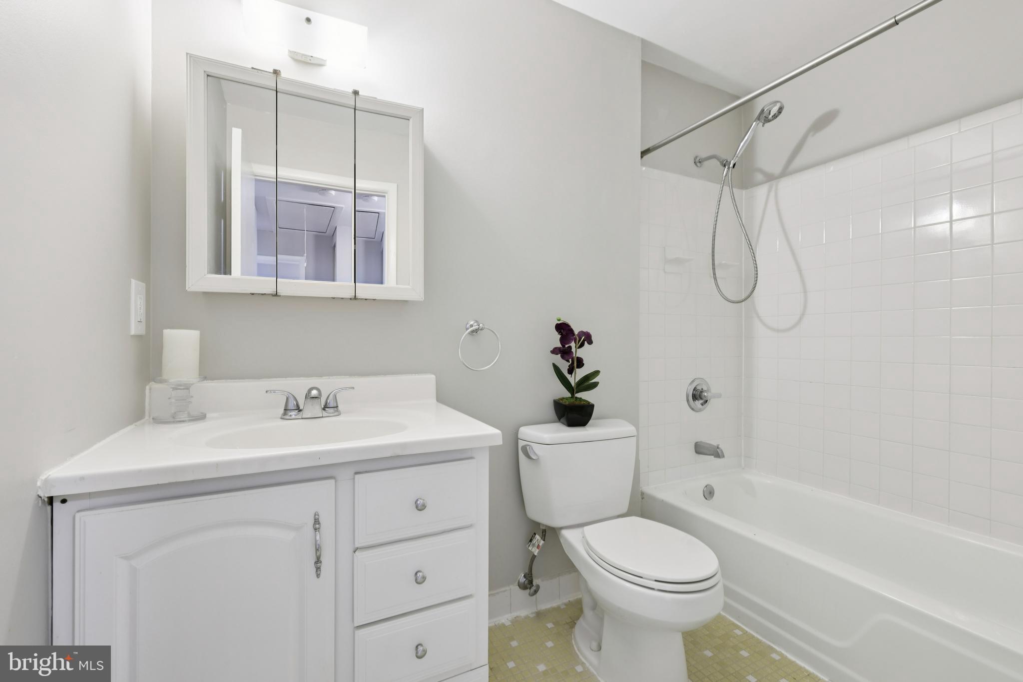 PHELPS LUCK - Residential