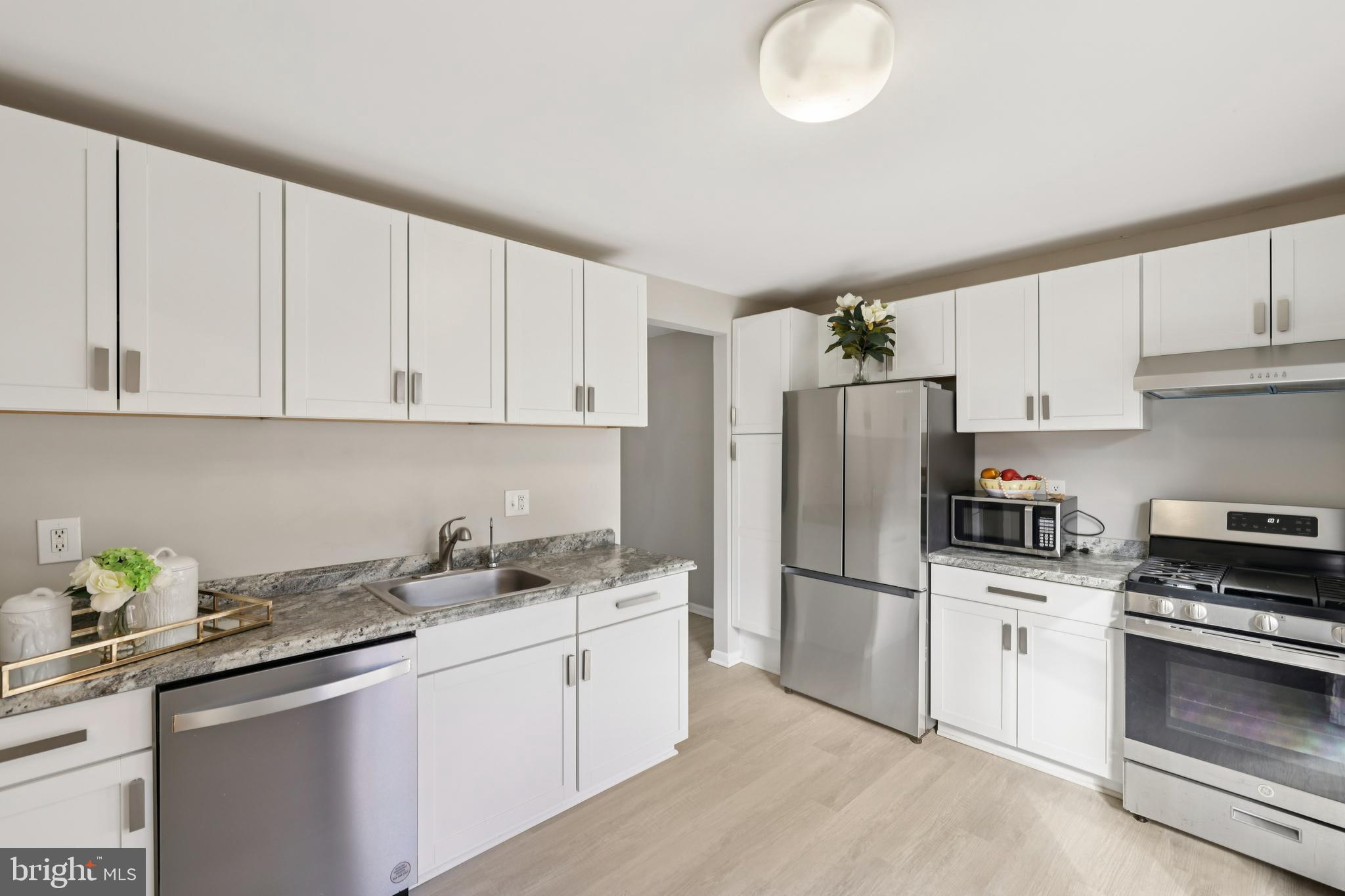 PHELPS LUCK - Residential