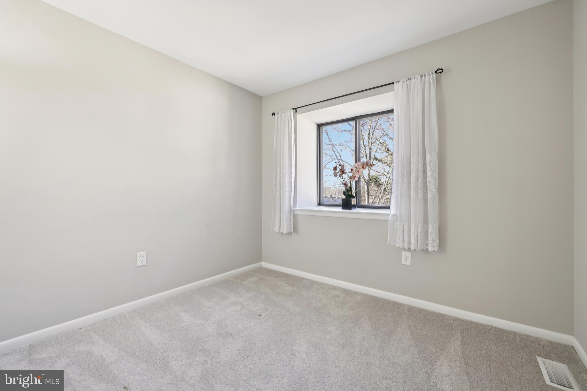 PHELPS LUCK - Residential