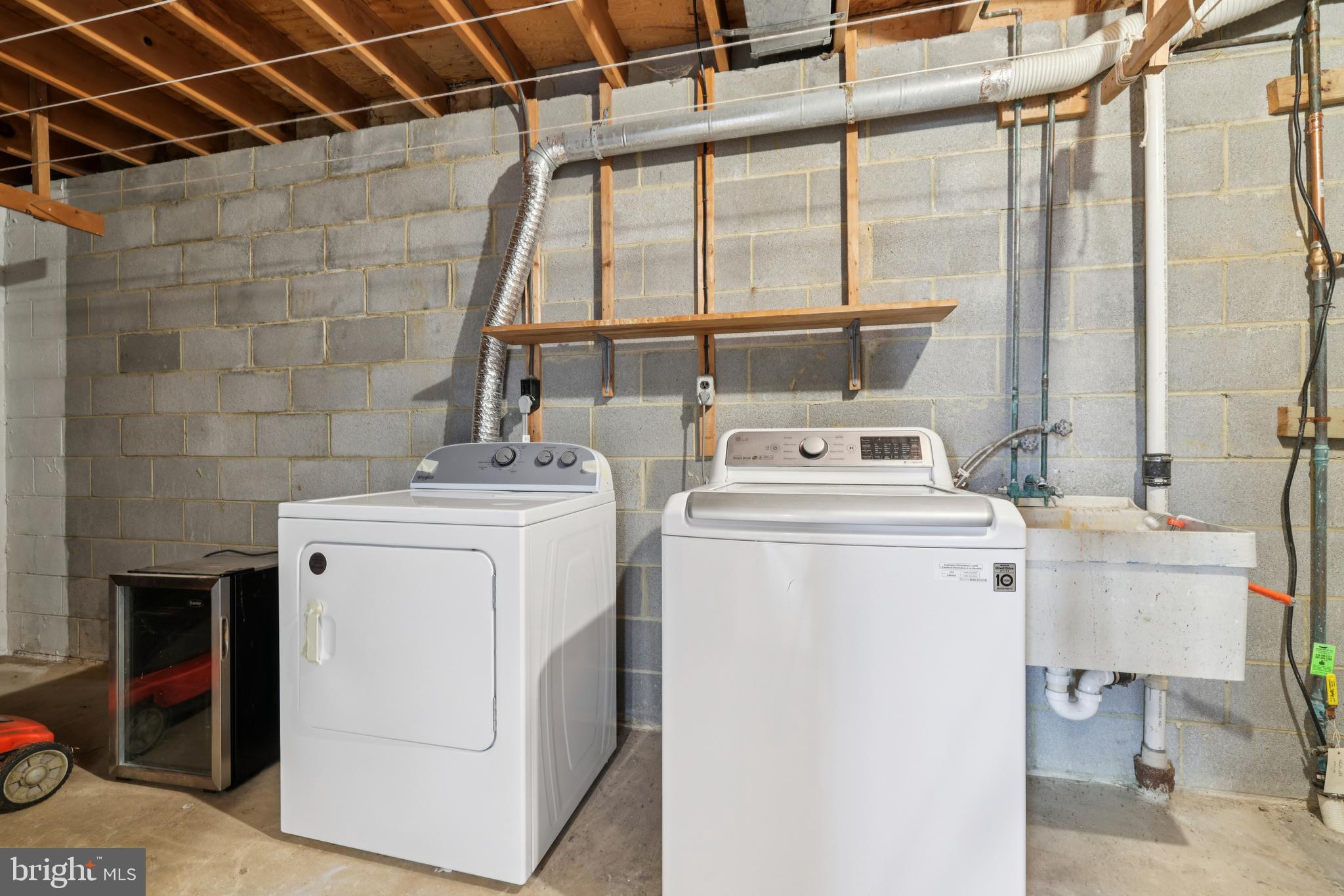 PHELPS LUCK - Residential