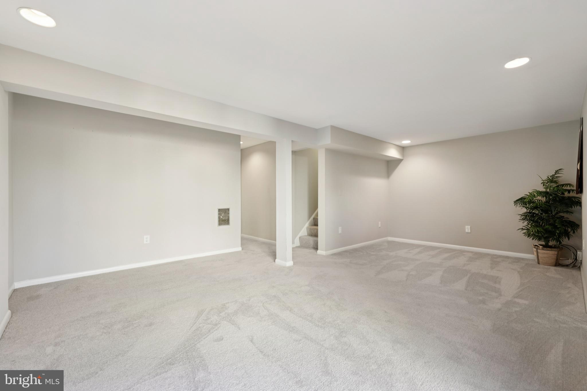 PHELPS LUCK - Residential