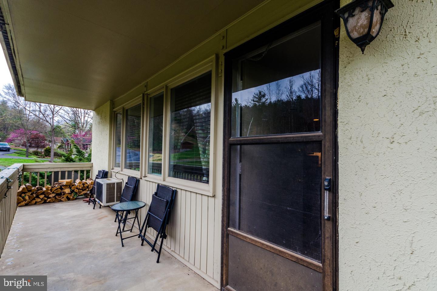 ASPEN EAST - Residential