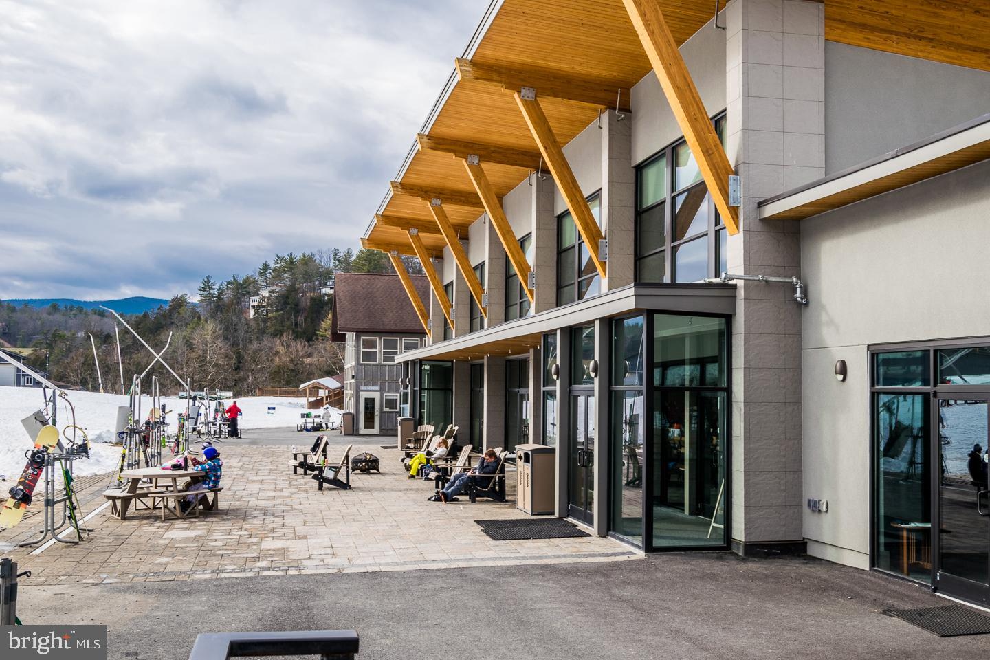 ASPEN EAST - Residential