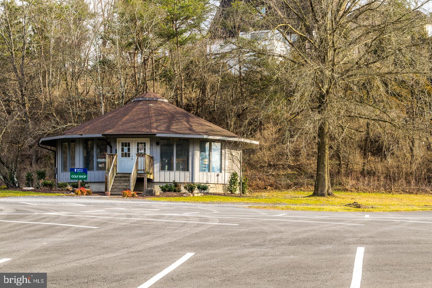 ASPEN EAST - Residential