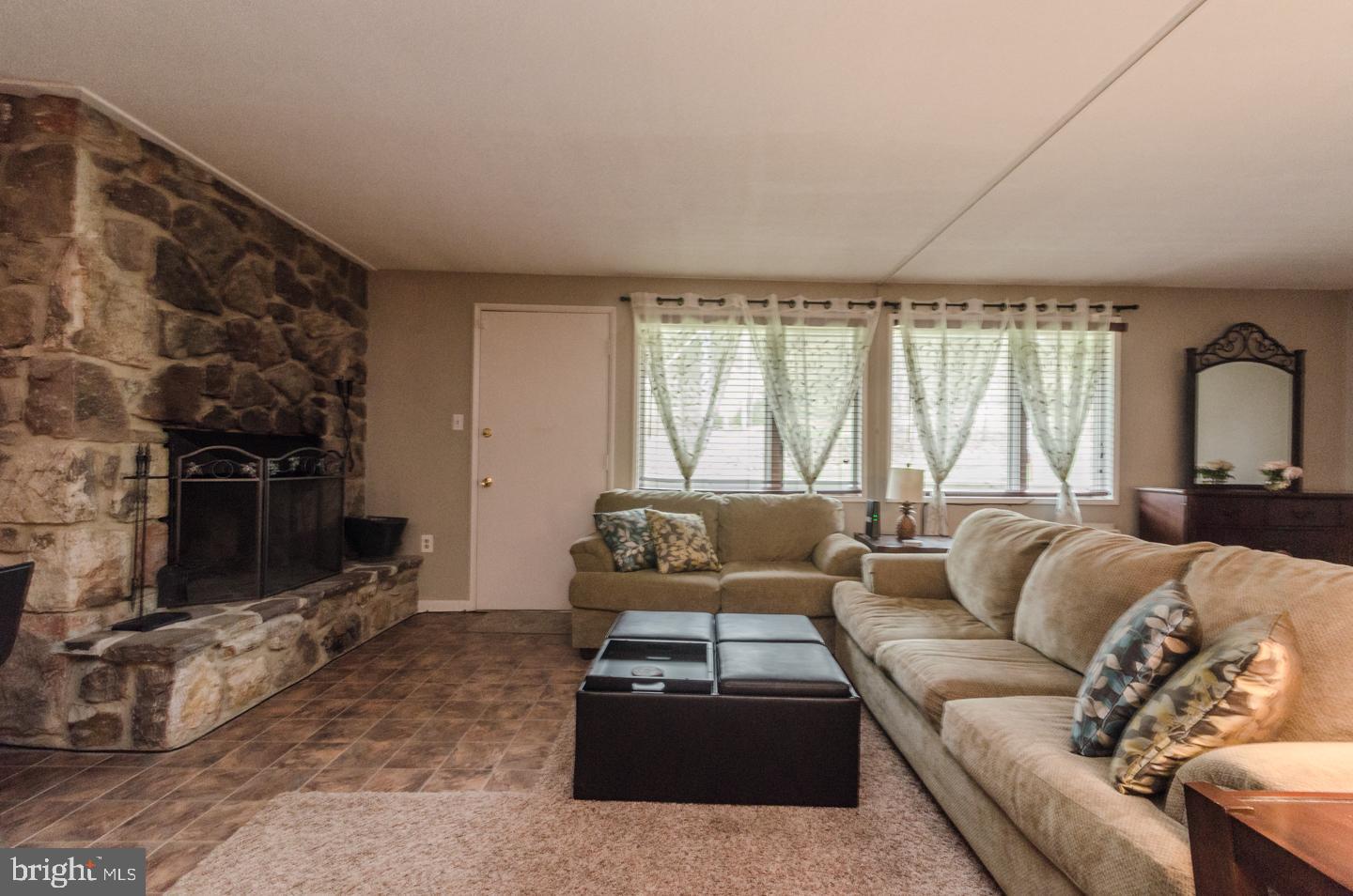 ASPEN EAST - Residential