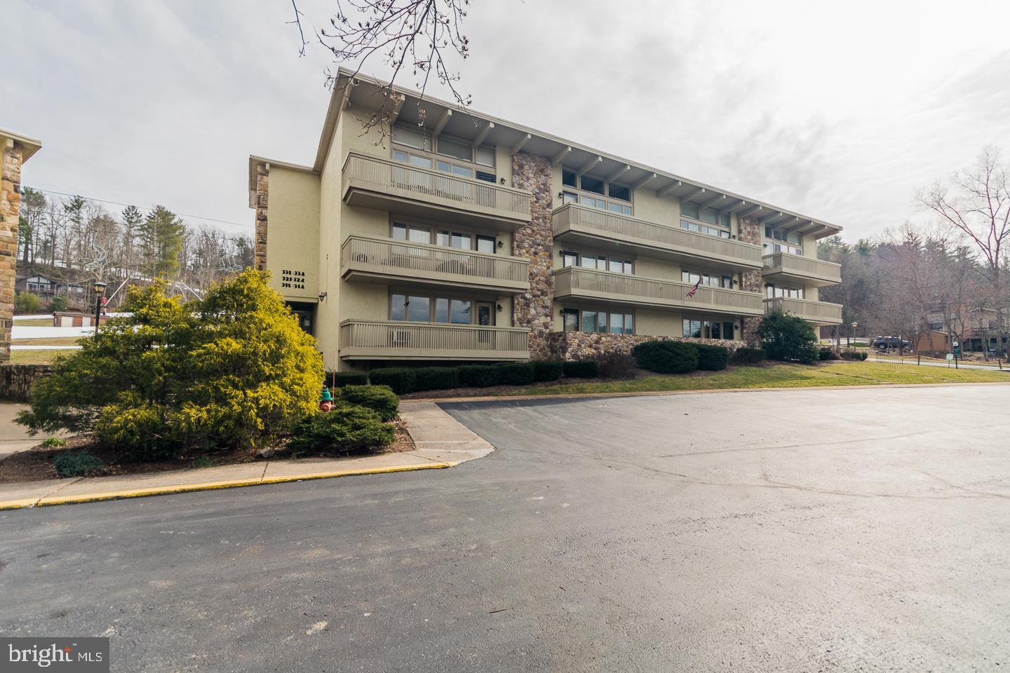 ASPEN EAST - Residential