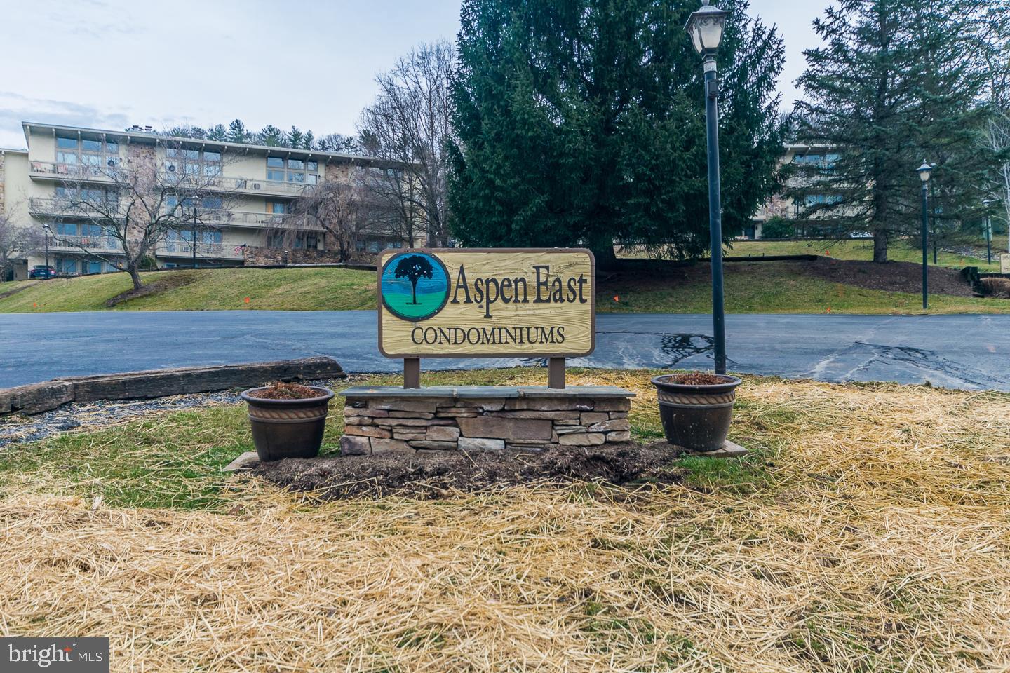 ASPEN EAST - Residential