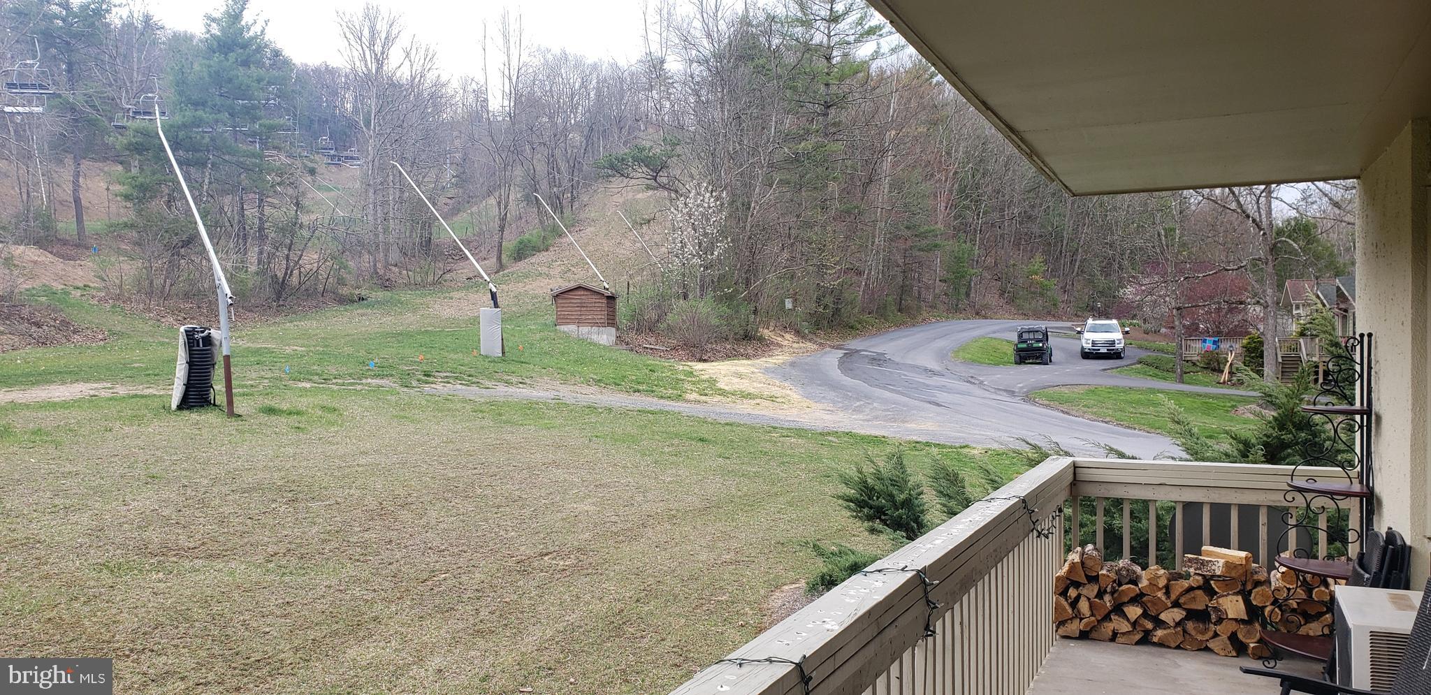 ASPEN EAST - Residential