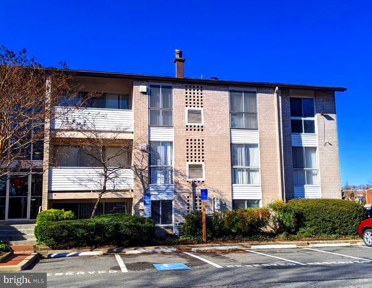 BREN MAR PARK - Residential Lease