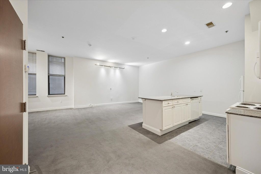 Photo of 1001 - 13 Chestnut Street #205W, PHILADELPHIA, PA 19107 (MLS # PAPH2574336)