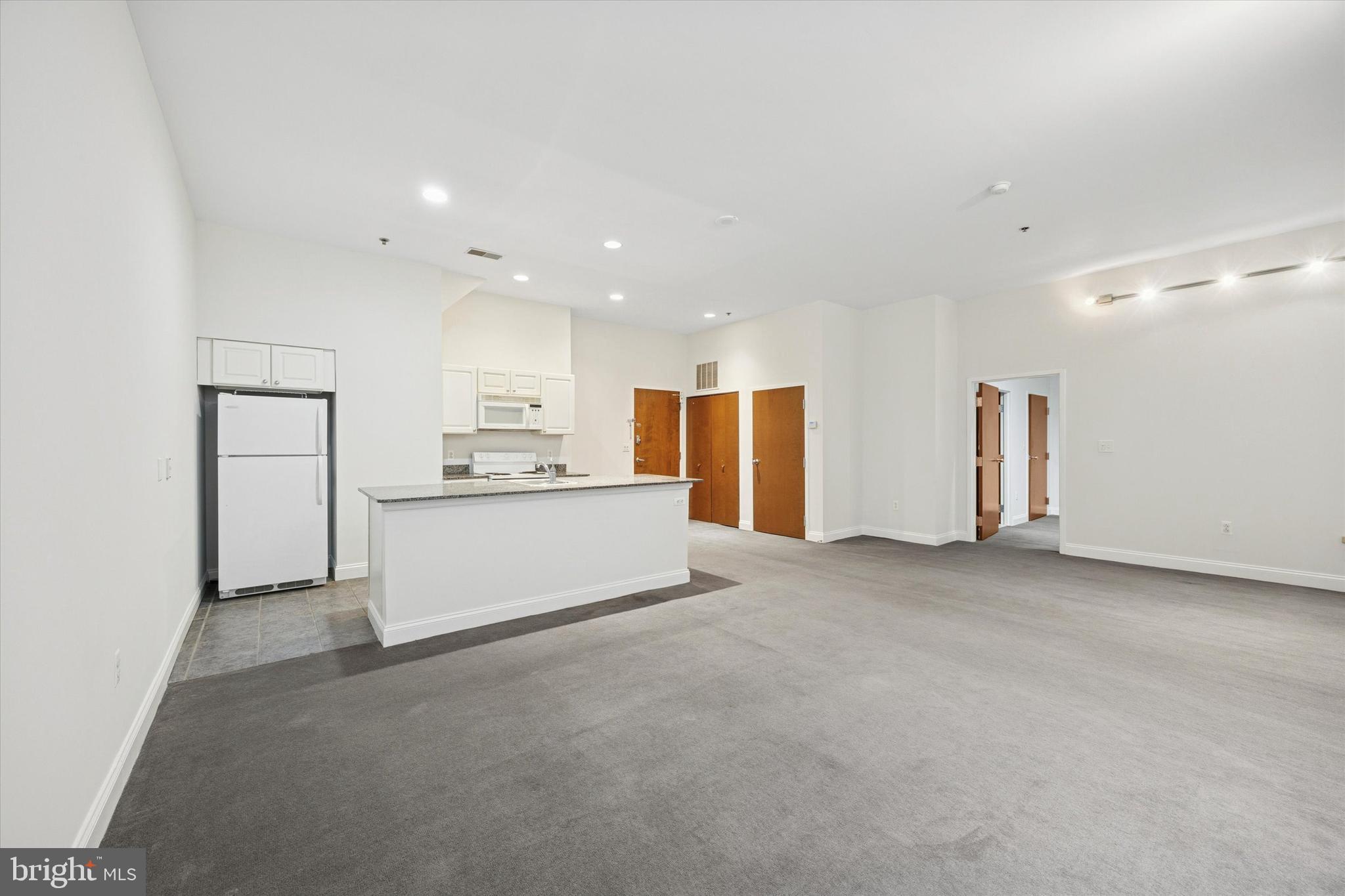 CENTER CITY - Residential