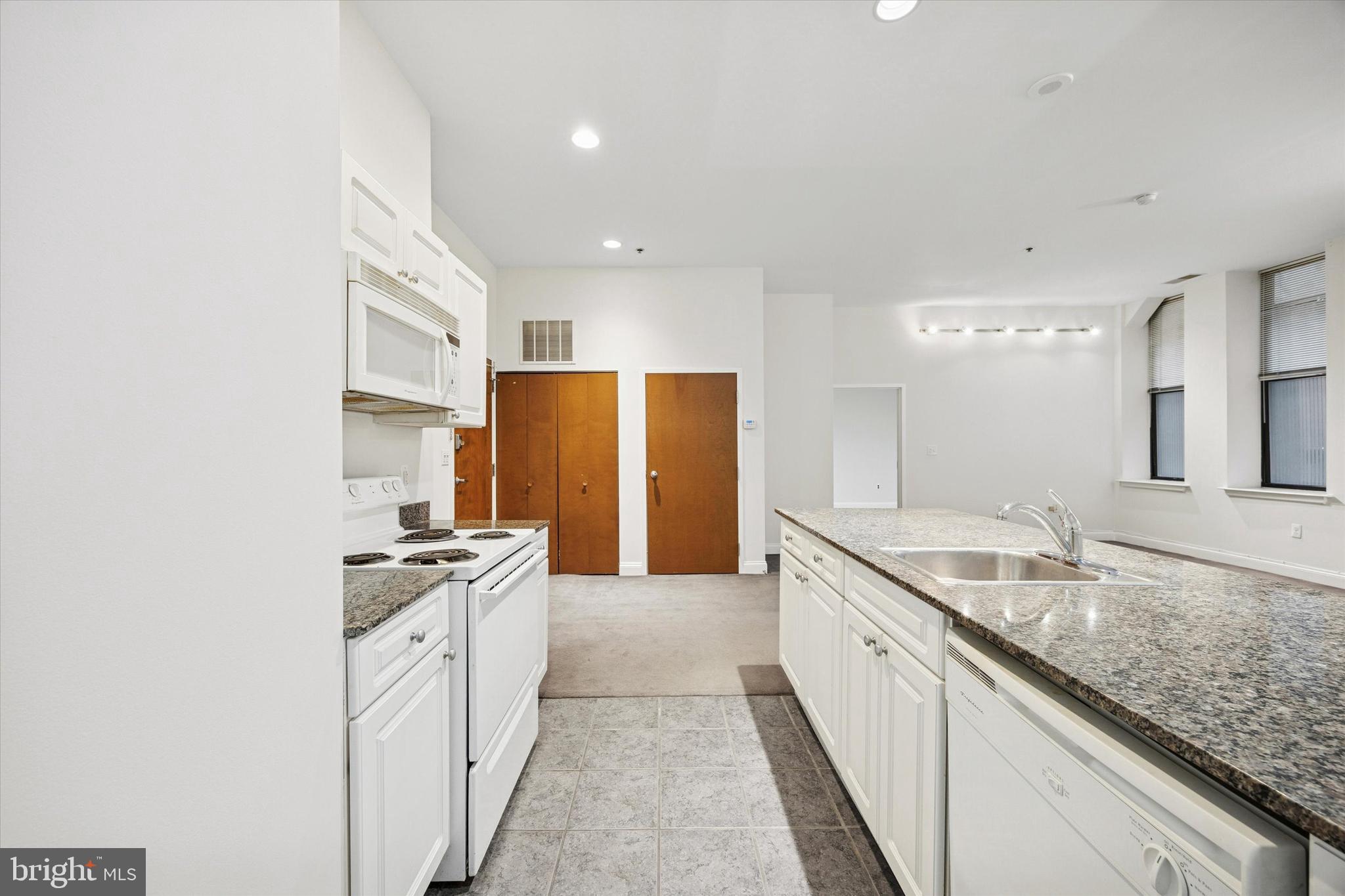 CENTER CITY - Residential