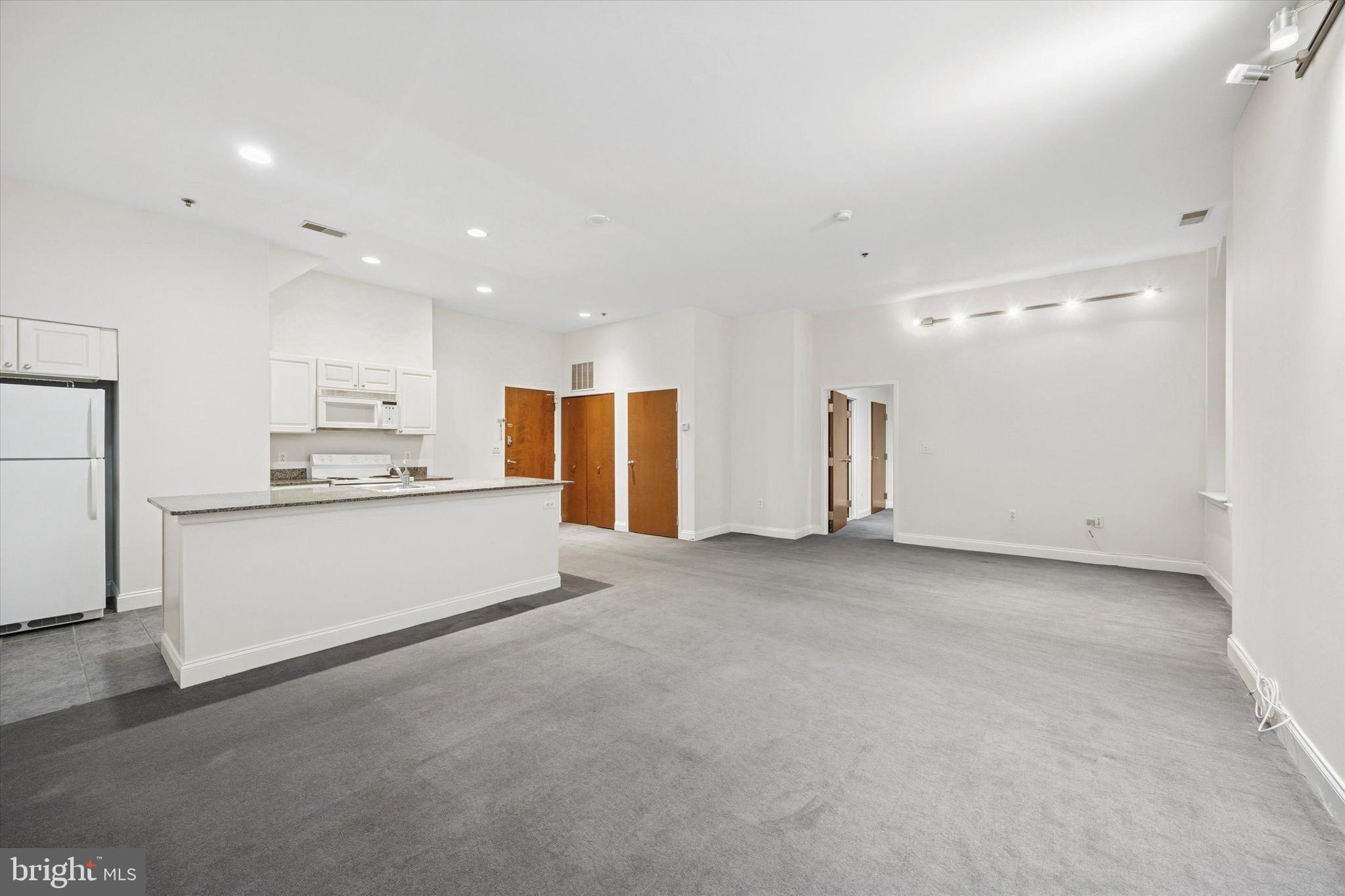 CENTER CITY - Residential