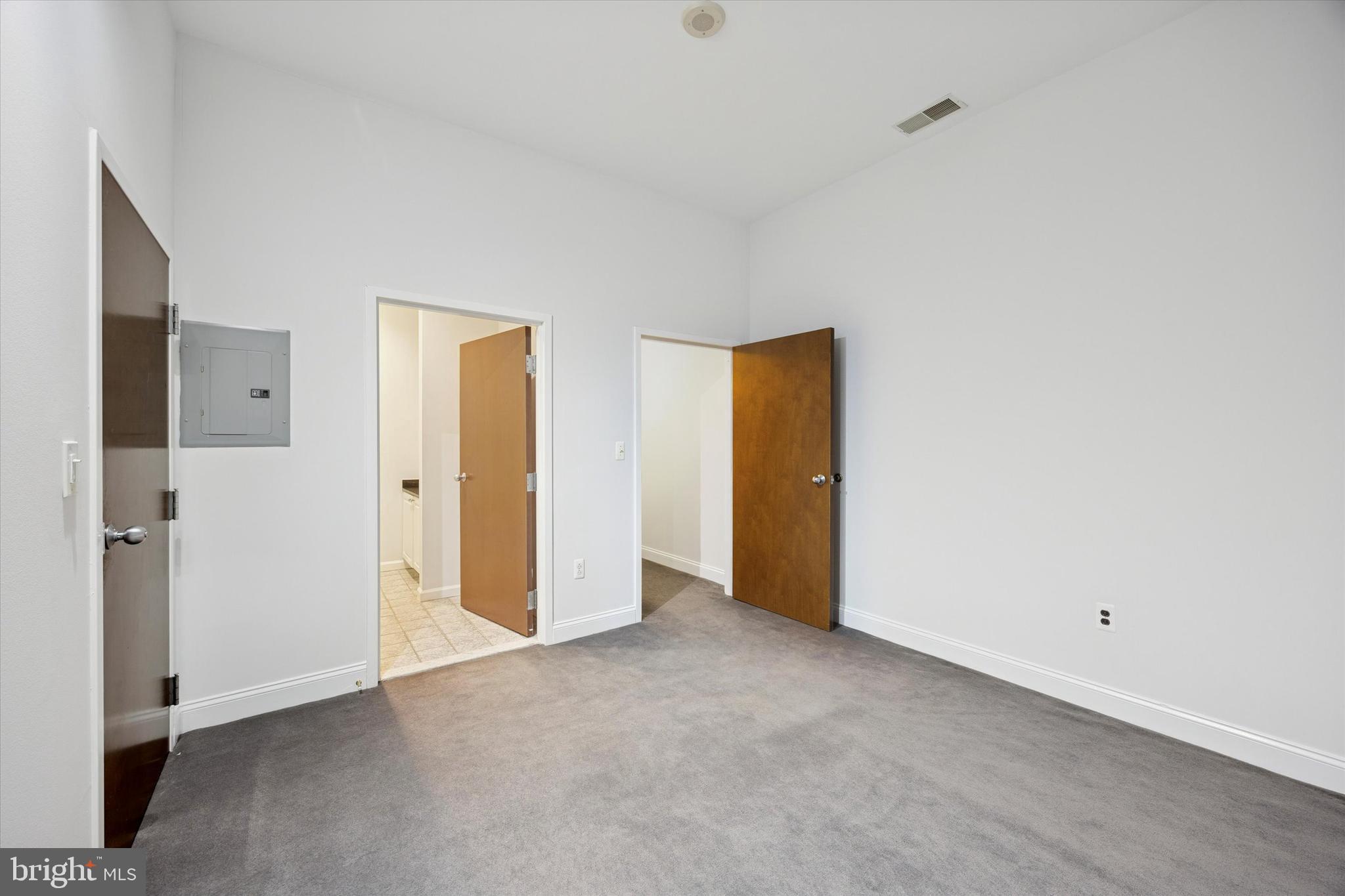 CENTER CITY - Residential