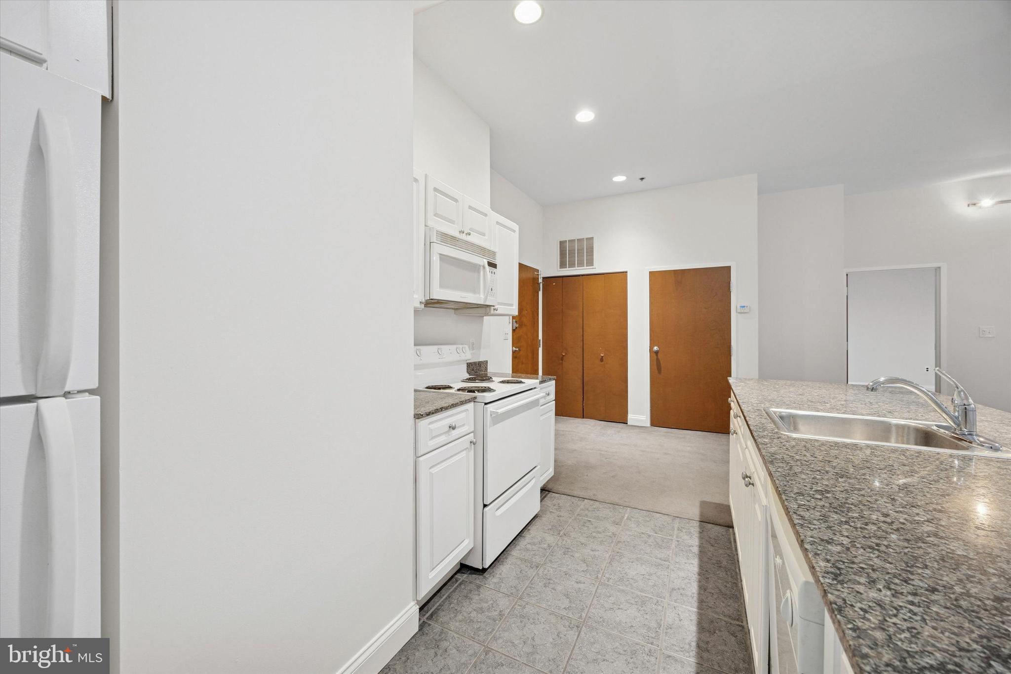 CENTER CITY - Residential