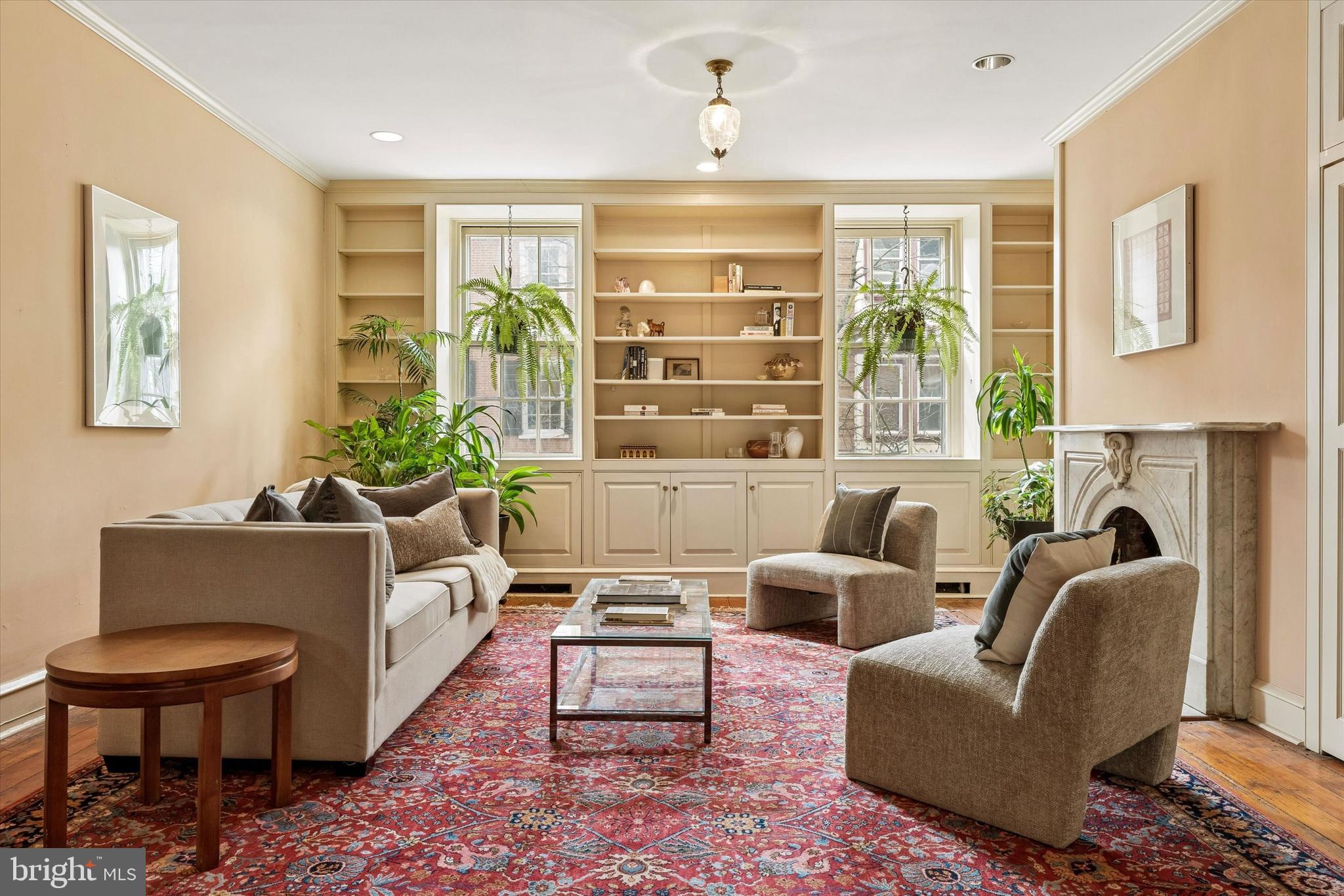 SOCIETY HILL - Residential