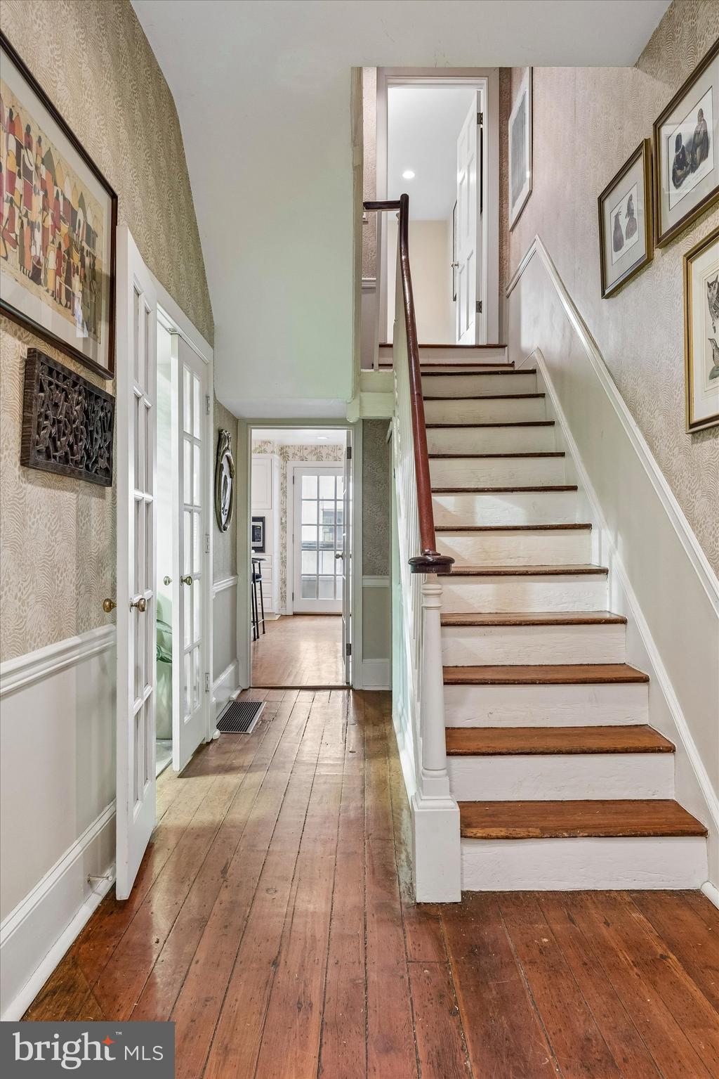 SOCIETY HILL - Residential