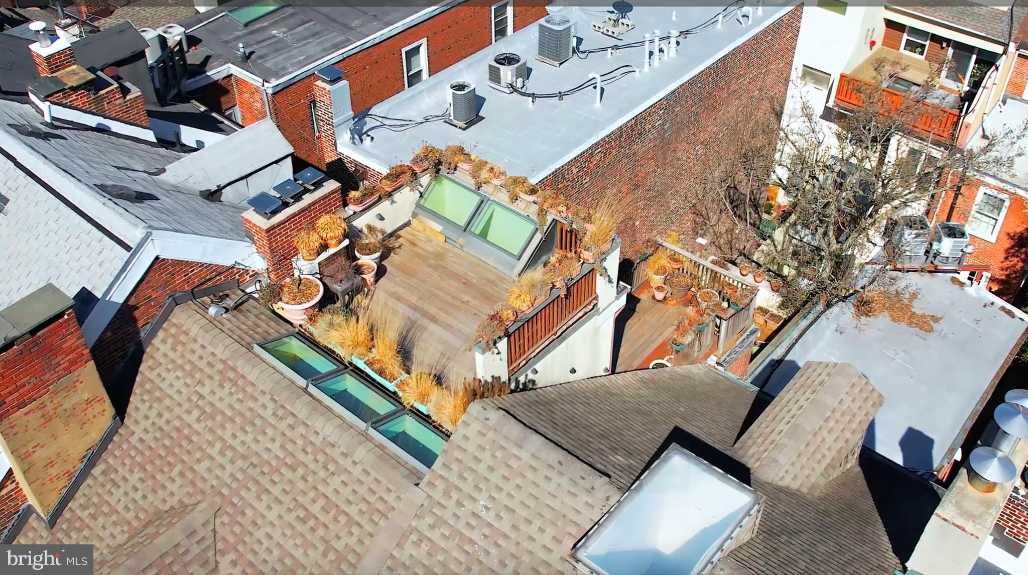 SOCIETY HILL - Residential