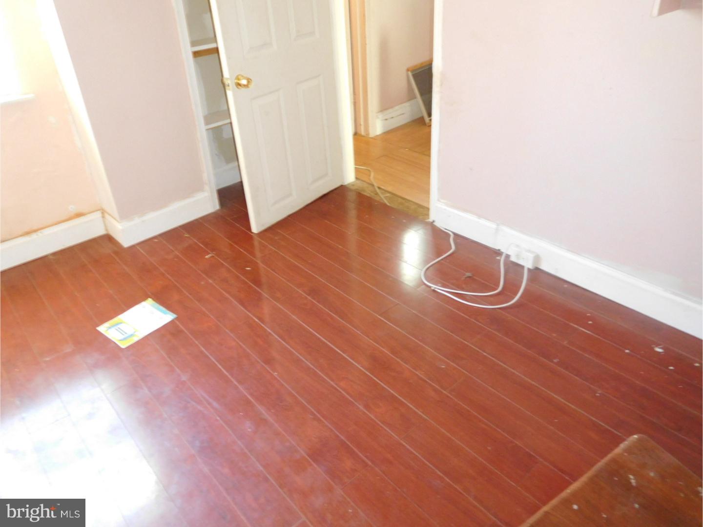 POINT BREEZE - Residential