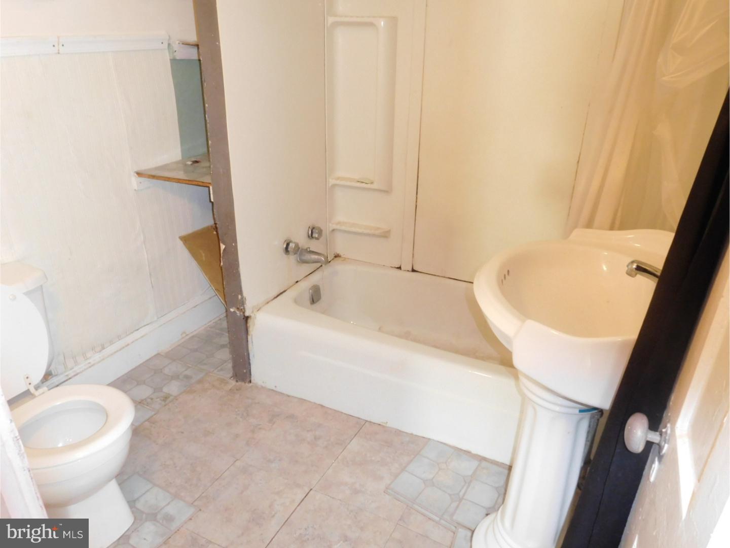 POINT BREEZE - Residential