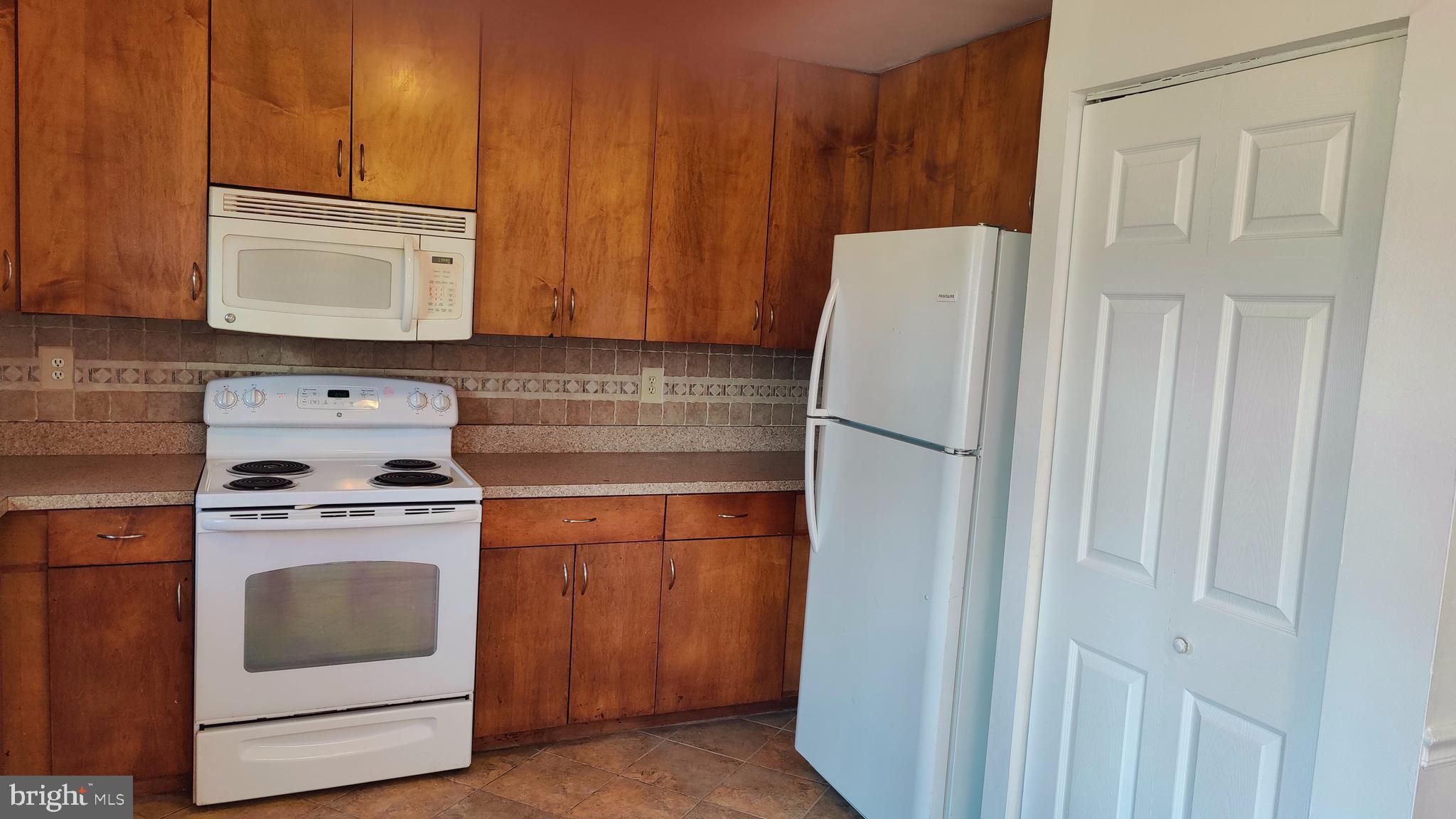 WILLIAMSTOWN - Residential Lease