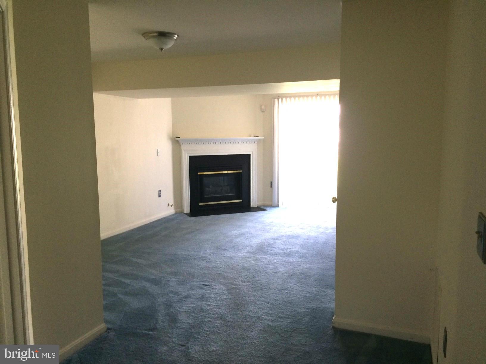 RIVER OAKS - Residential Lease