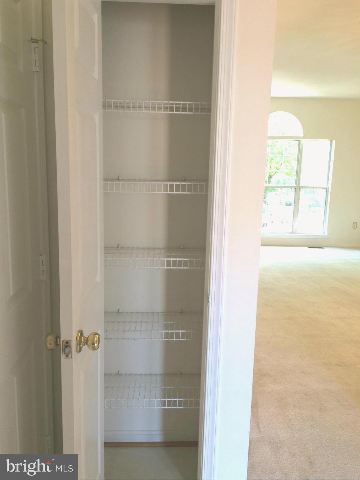 RIVER OAKS - Residential Lease