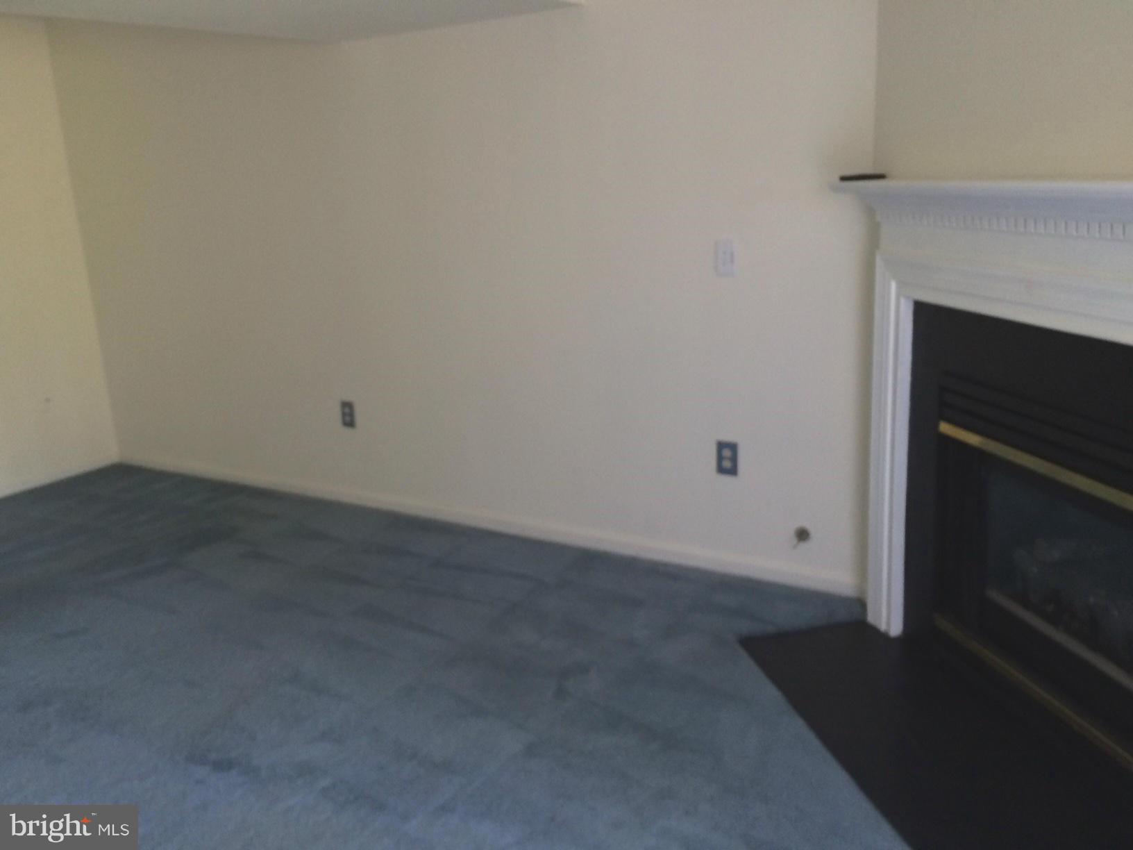 RIVER OAKS - Residential Lease