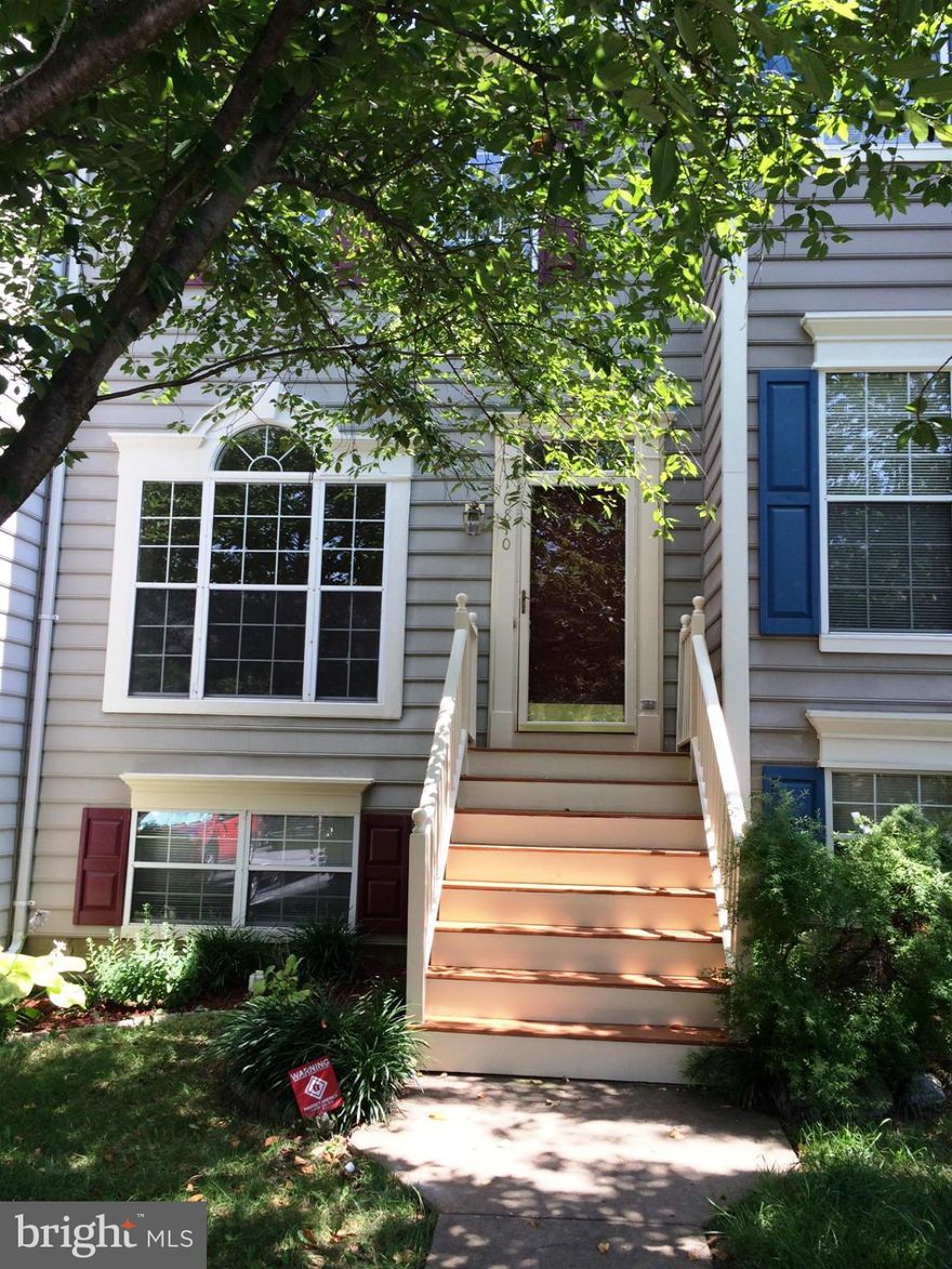 Lovely, large 4-BR, 3-full bath TH with high ceilings.  Three finished levels located in River Oaks!  Walk-out lower level with large family room, bedroom and gas fireplace.  Main level features large deck off the kitchen.   Easy access to  VRE, commuter lots, shopping & more.  Tenant responsible for all utilities.