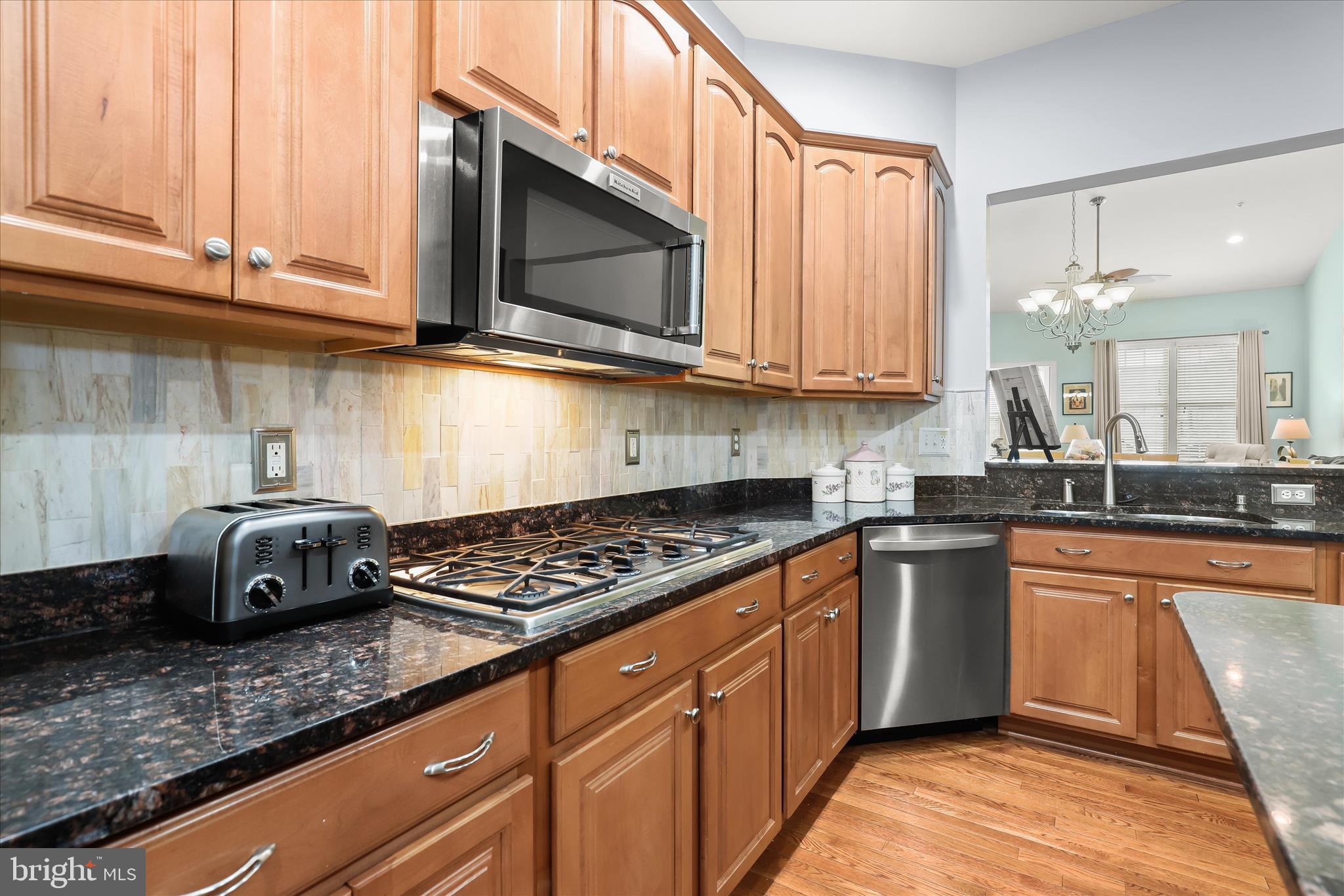 COURTYARDS AT WAVERLY WOODS - Residential