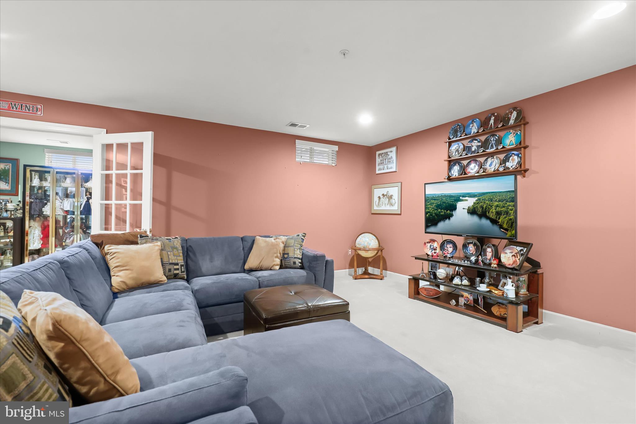 COURTYARDS AT WAVERLY WOODS - Residential