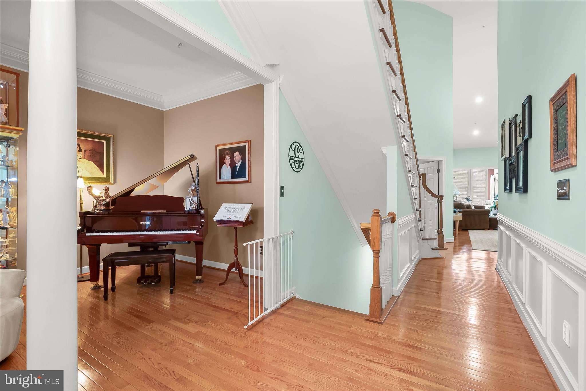 COURTYARDS AT WAVERLY WOODS - Residential