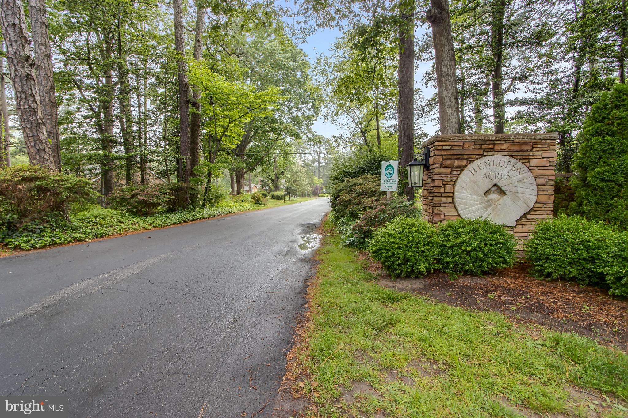 HENLOPEN ACRES - Residential