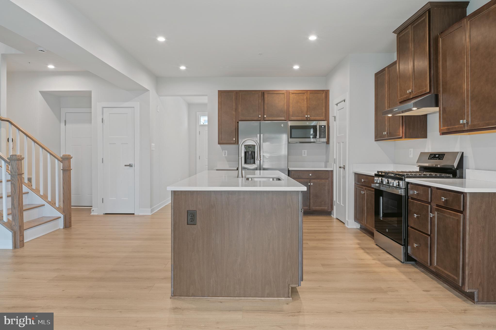 SYCAMORE RIDGE - Residential