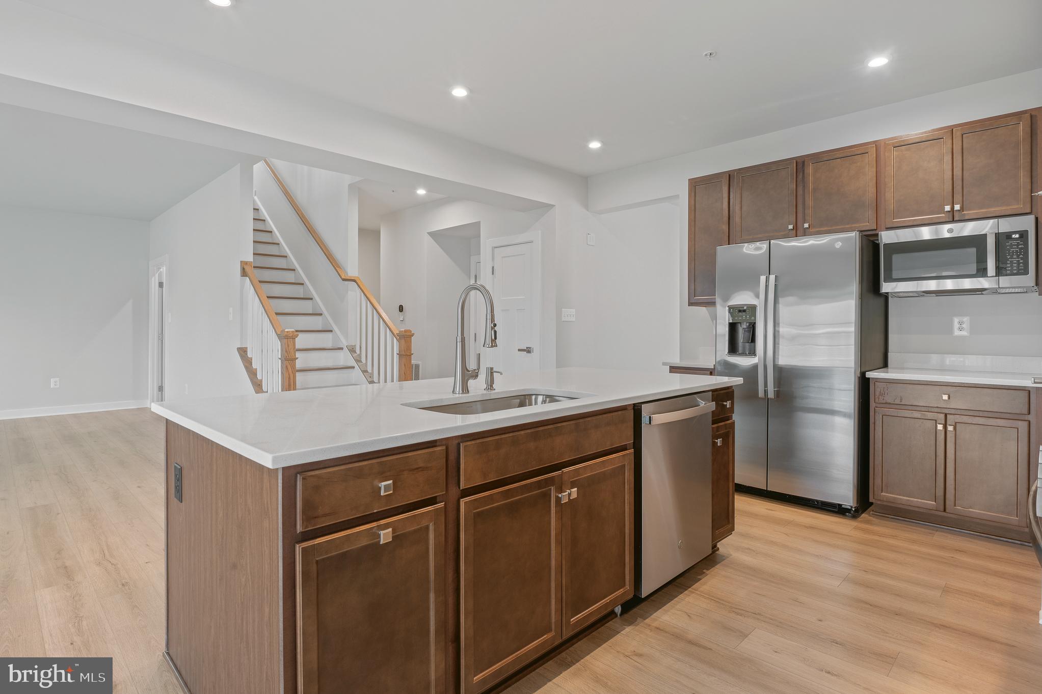 SYCAMORE RIDGE - Residential