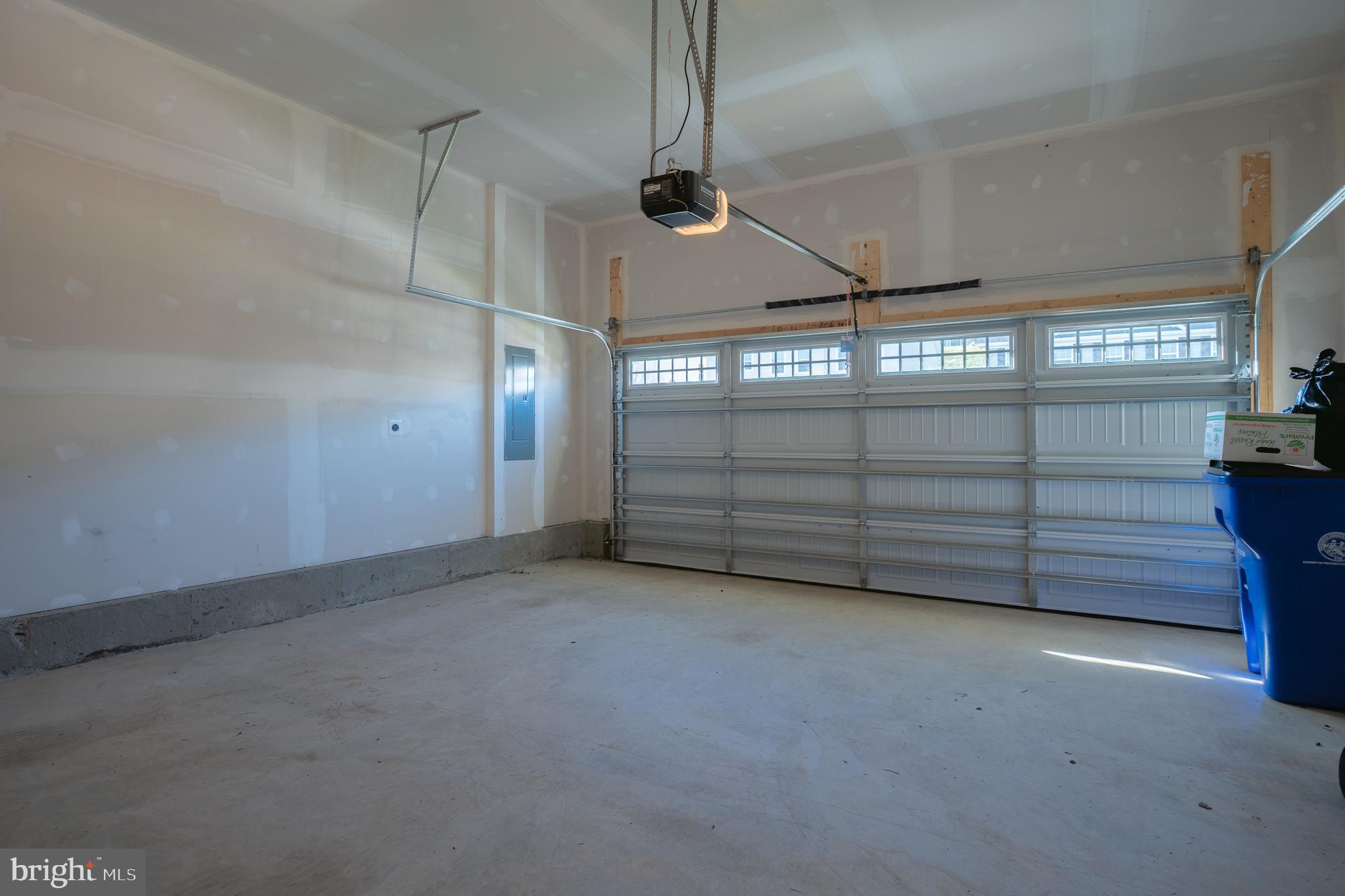 SYCAMORE RIDGE - Residential