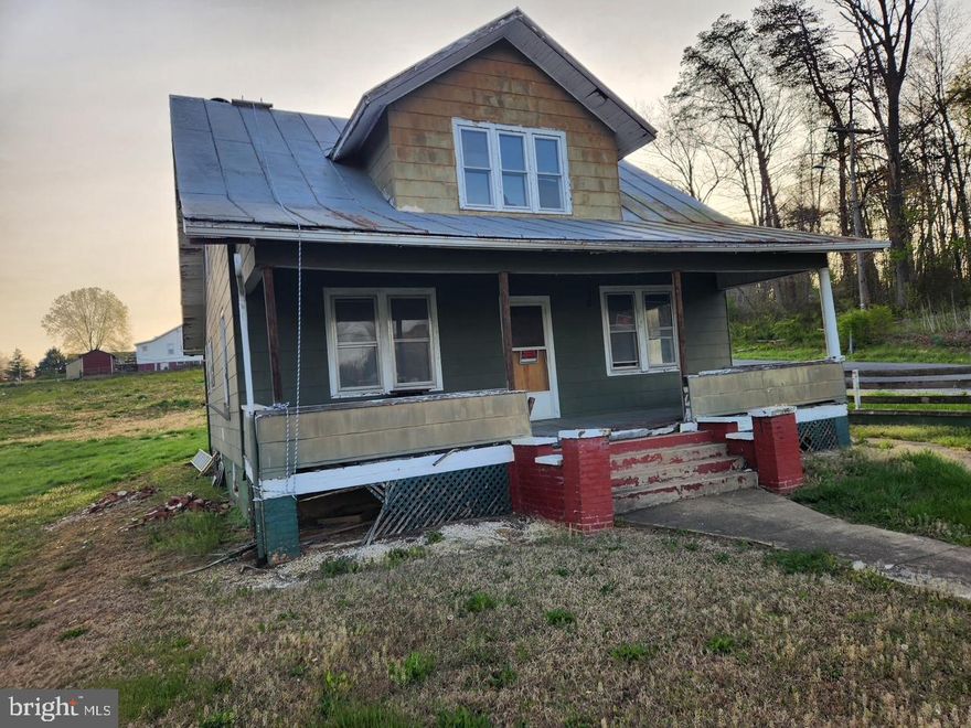 CALLING ALL INVESTORS!  This home is in need of a total renovation.   The property is zoned commercial and comes with an additional commercial lot.