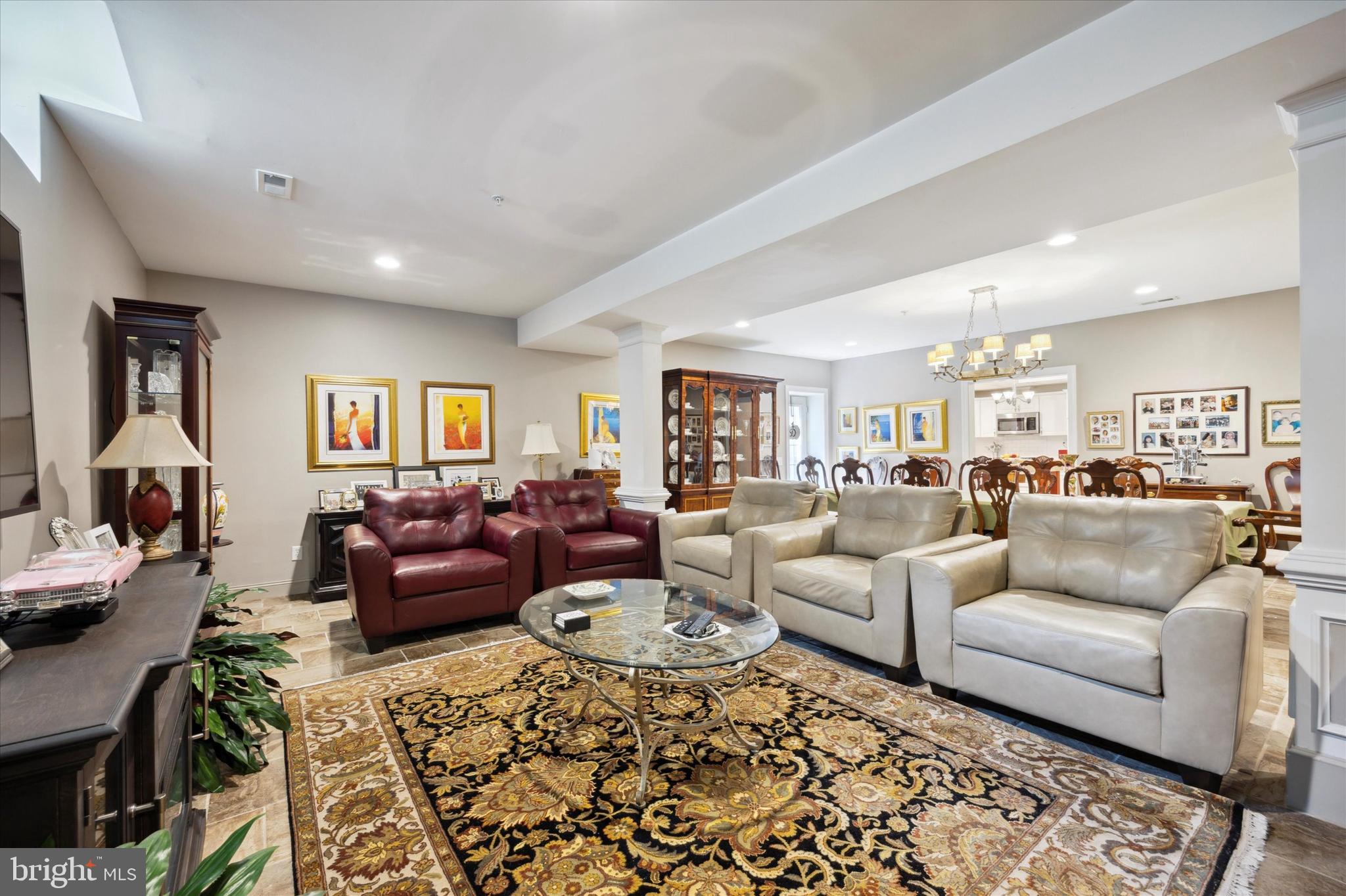 SPRINGTON POINTE WOODS - Residential
