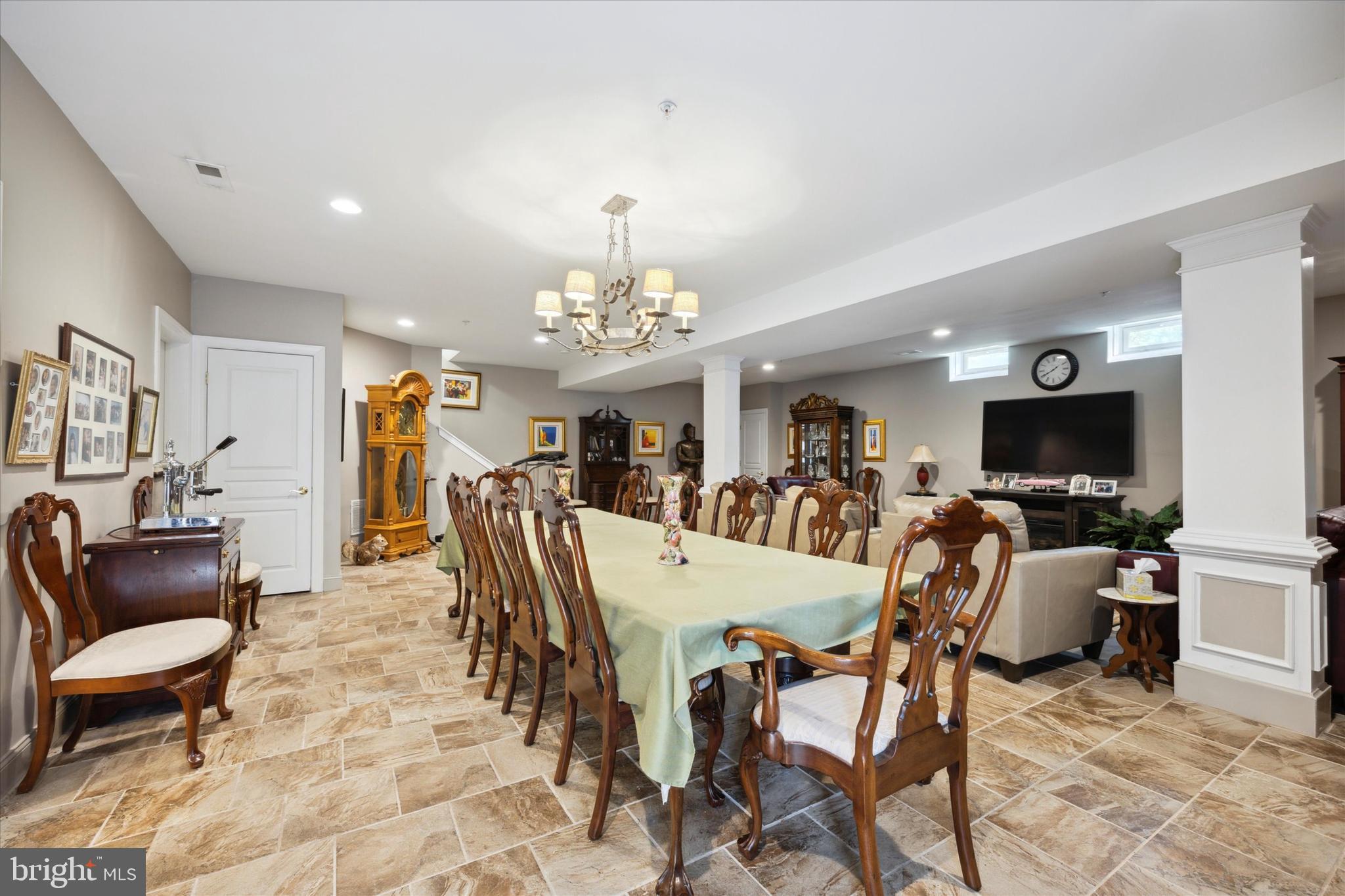 SPRINGTON POINTE WOODS - Residential