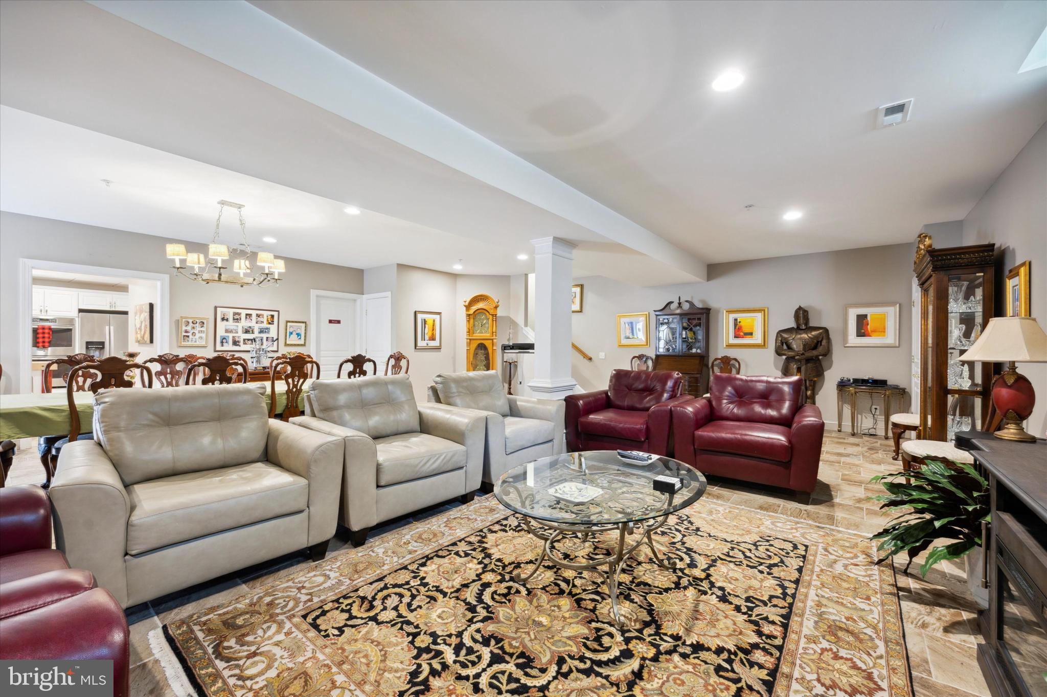 SPRINGTON POINTE WOODS - Residential