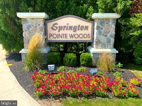SPRINGTON POINTE WOODS - Residential