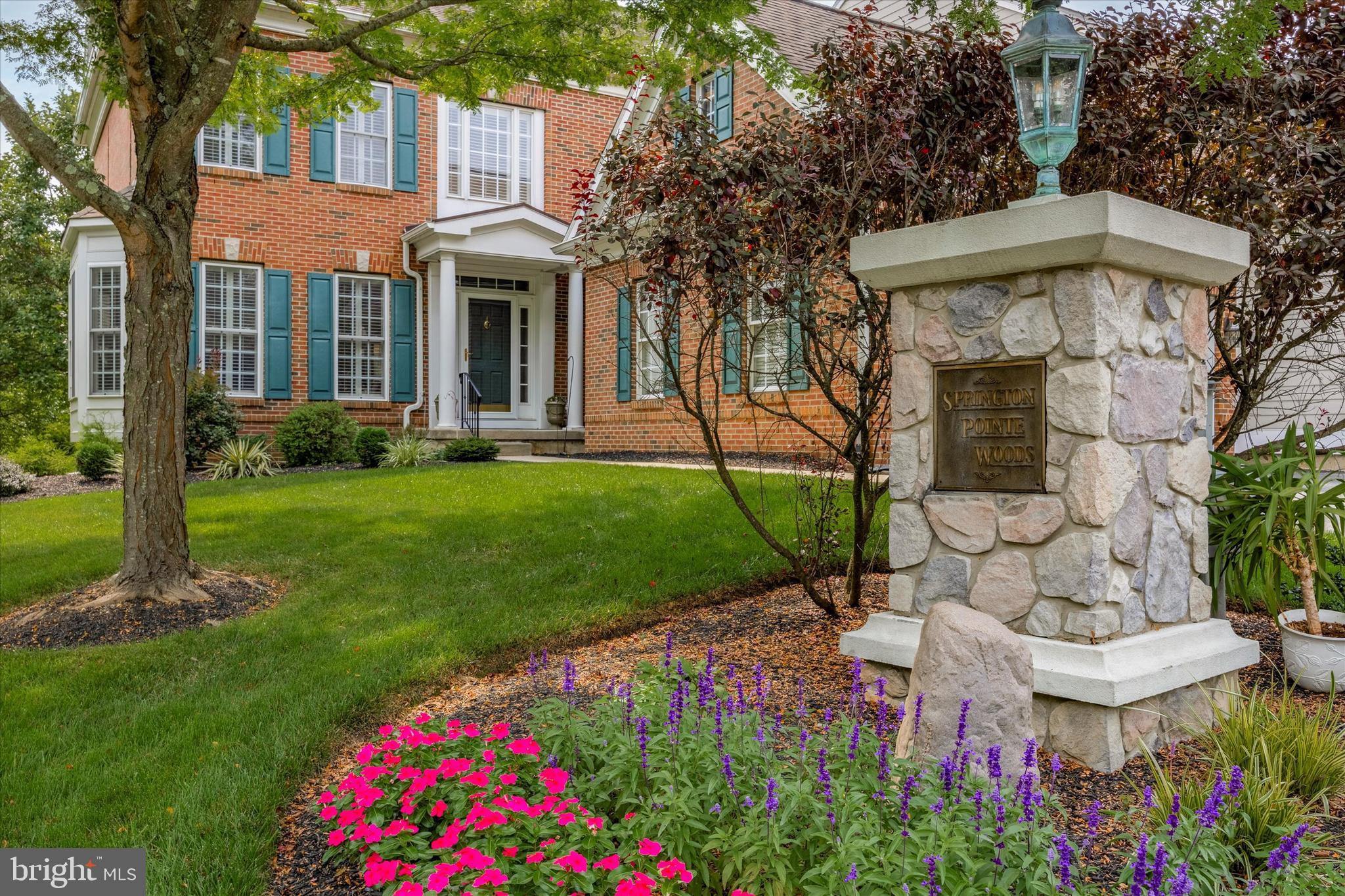 SPRINGTON POINTE WOODS - Residential