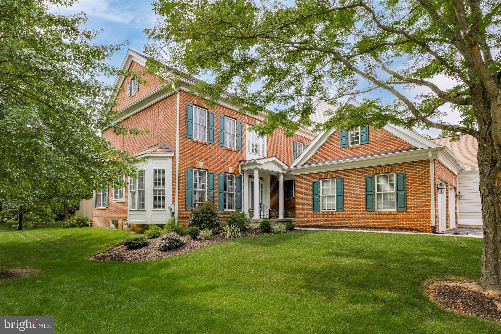 SPRINGTON POINTE WOODS - Residential